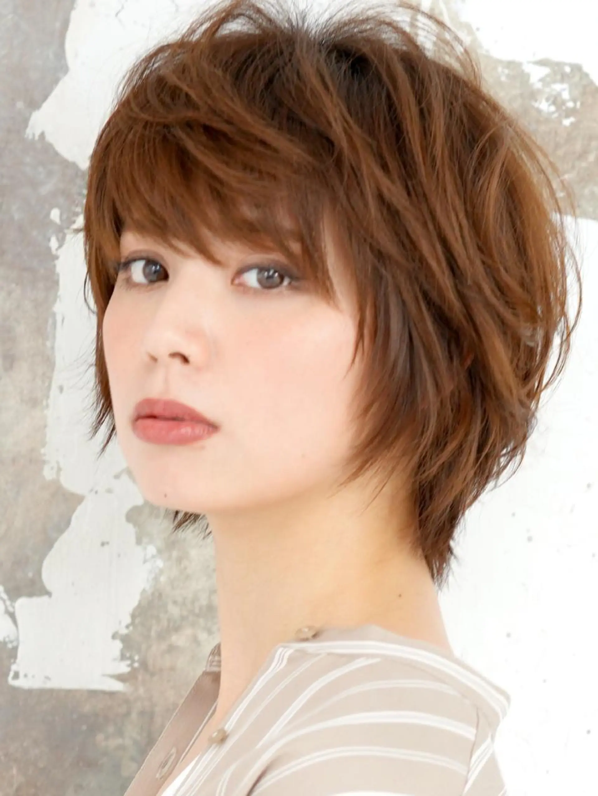 ショート カラー アディクシーカラー アッシュ イルミナカラー オーガニックカラー 外国人風カラー カット ヘアカラー トリートメント nao*c北大和店 スタイリスト担当のヘアスタイル