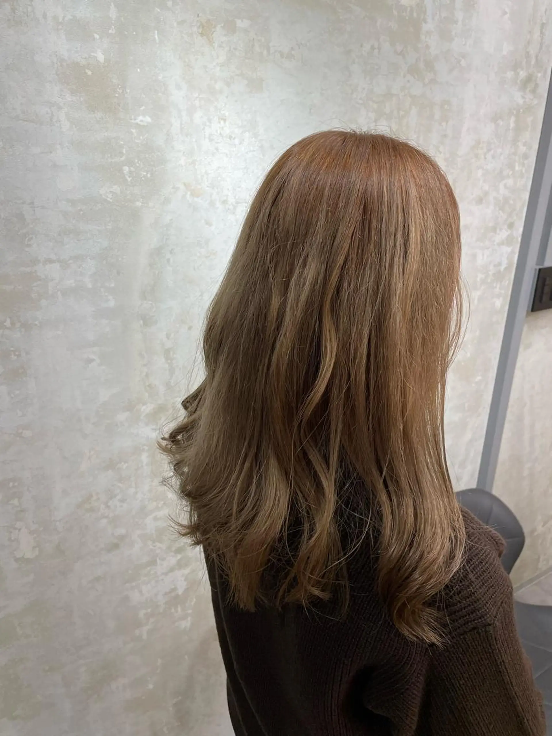 ミディアム カラー blanc hair 西中島MASARUのヘアスタイル