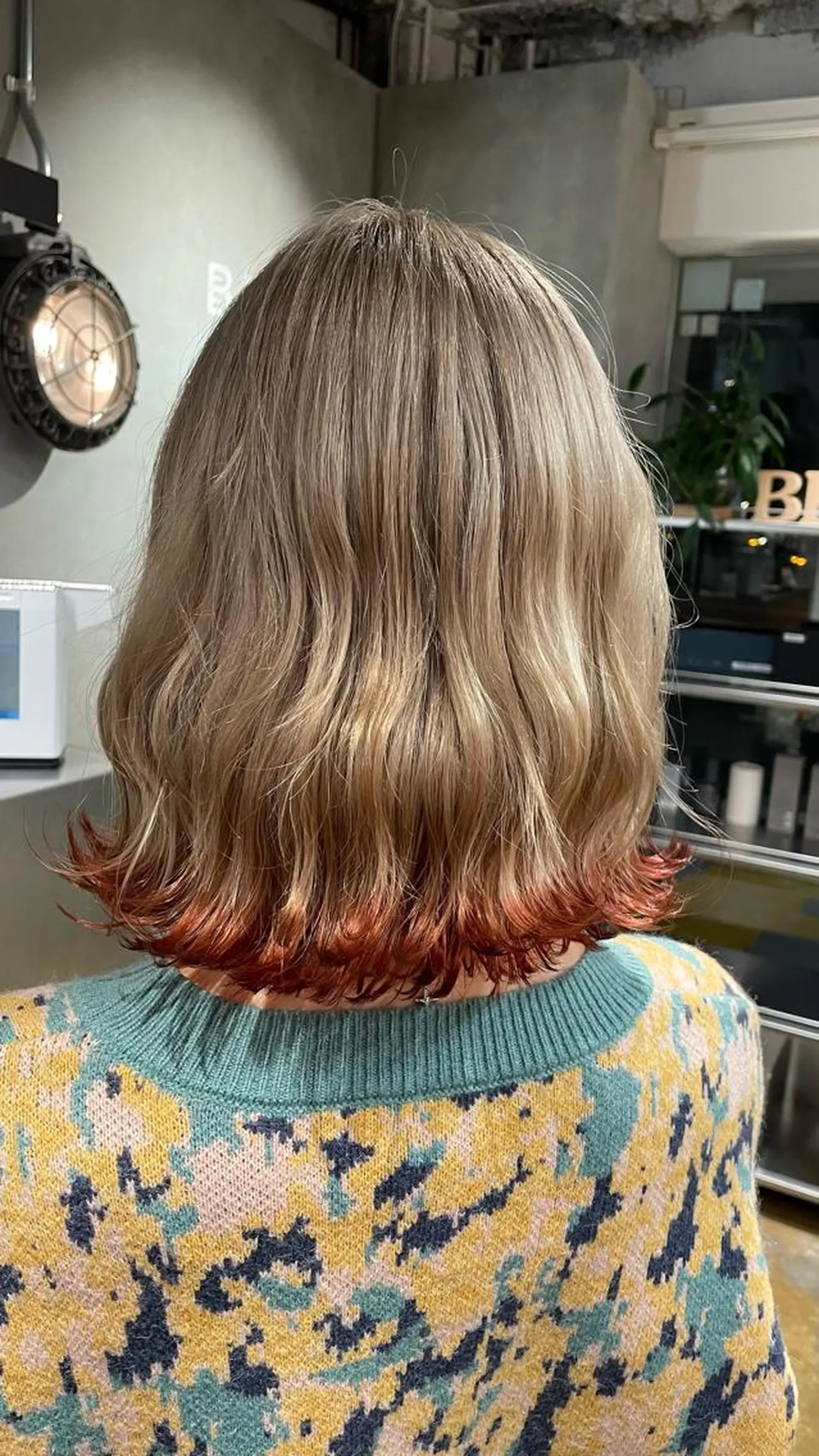 ミディアム カラー GOTODAYシェアサロン梅田店所属・まな カラー、メンズパーマのヘアスタイル