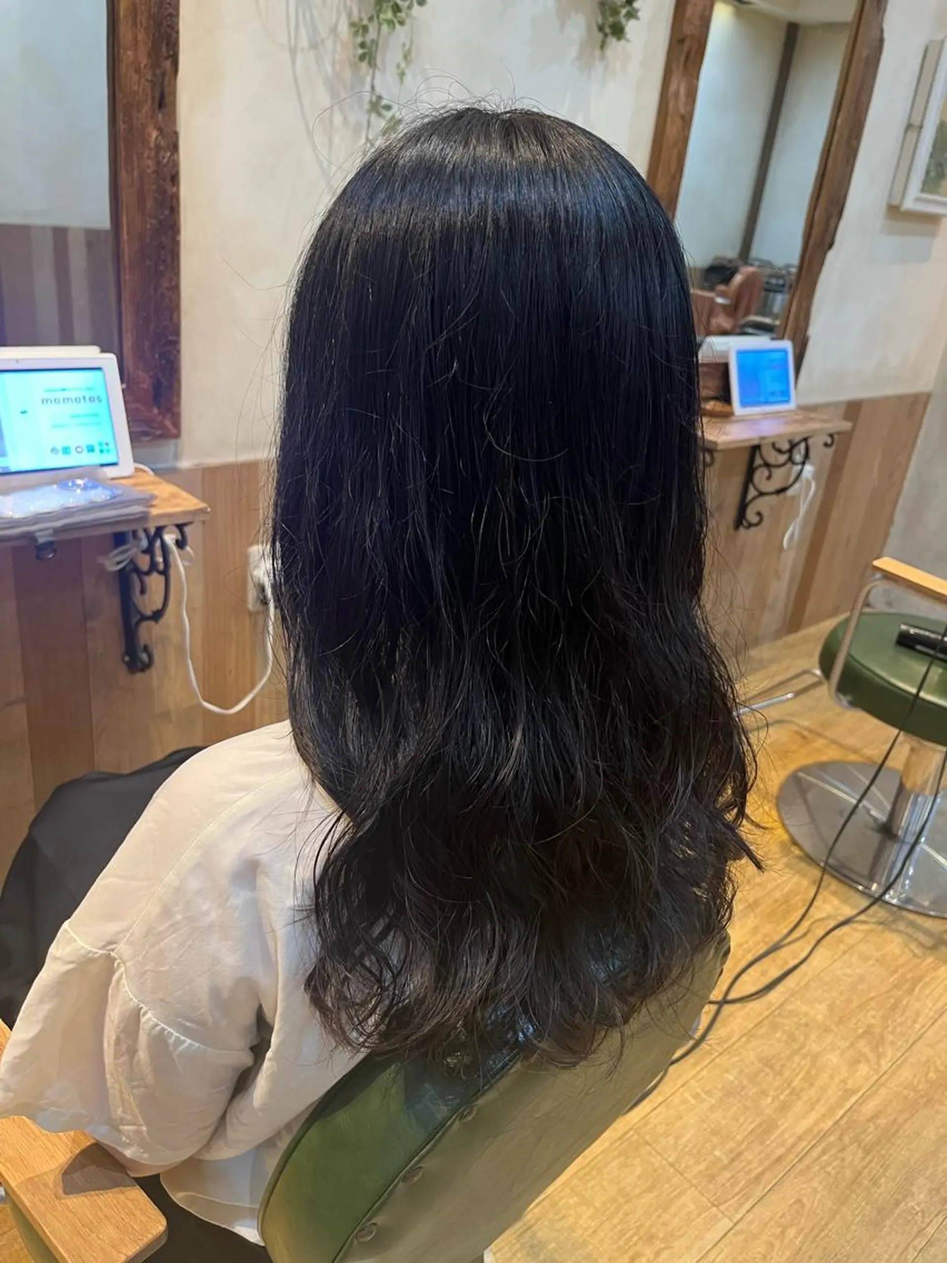 ロング パーマ カット パーマ トリートメント 田村 優歩のヘアスタイル