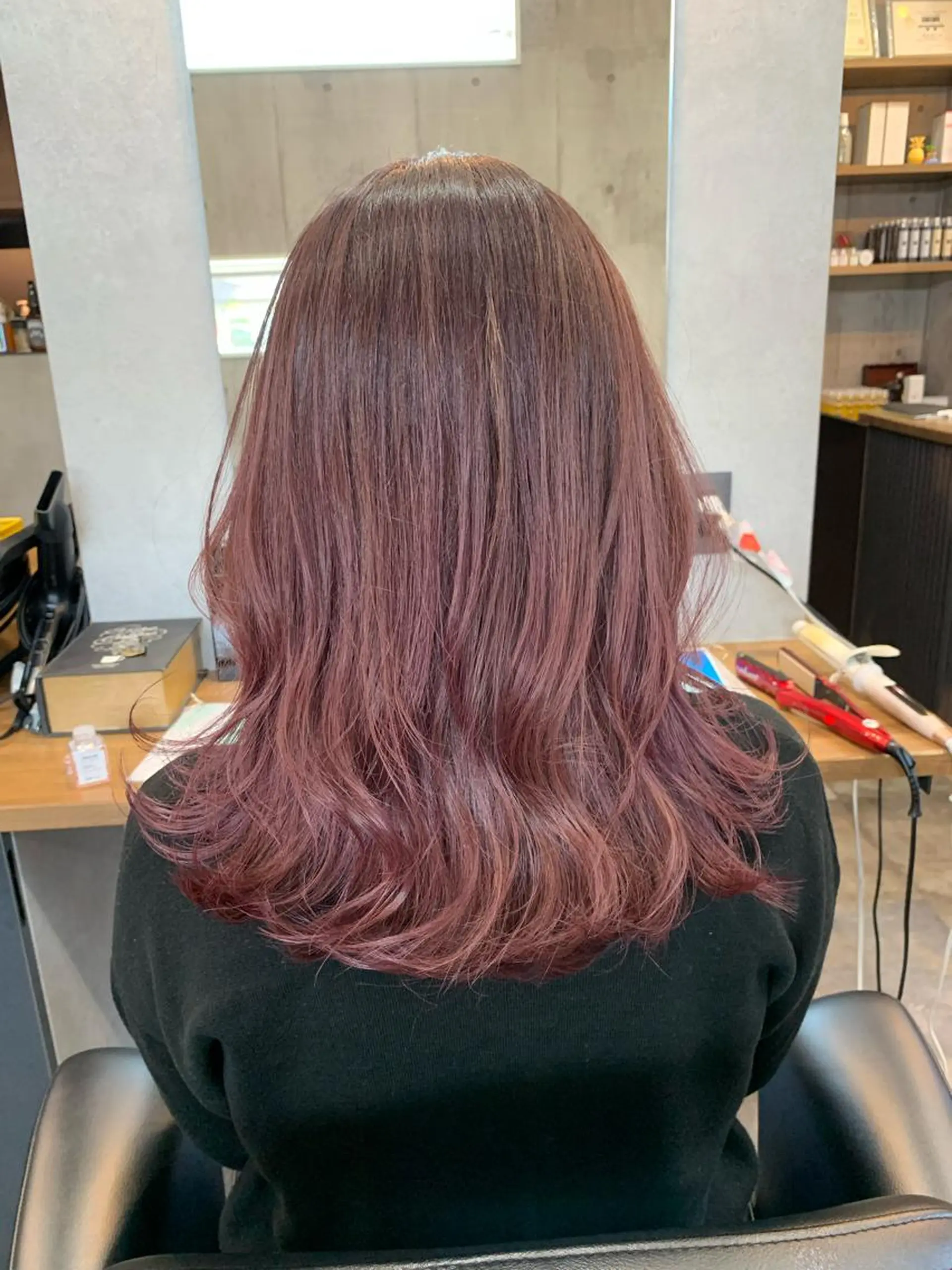 ミディアム Welila by haku所属・Yuuki ウェリラバイハクのヘアスタイル