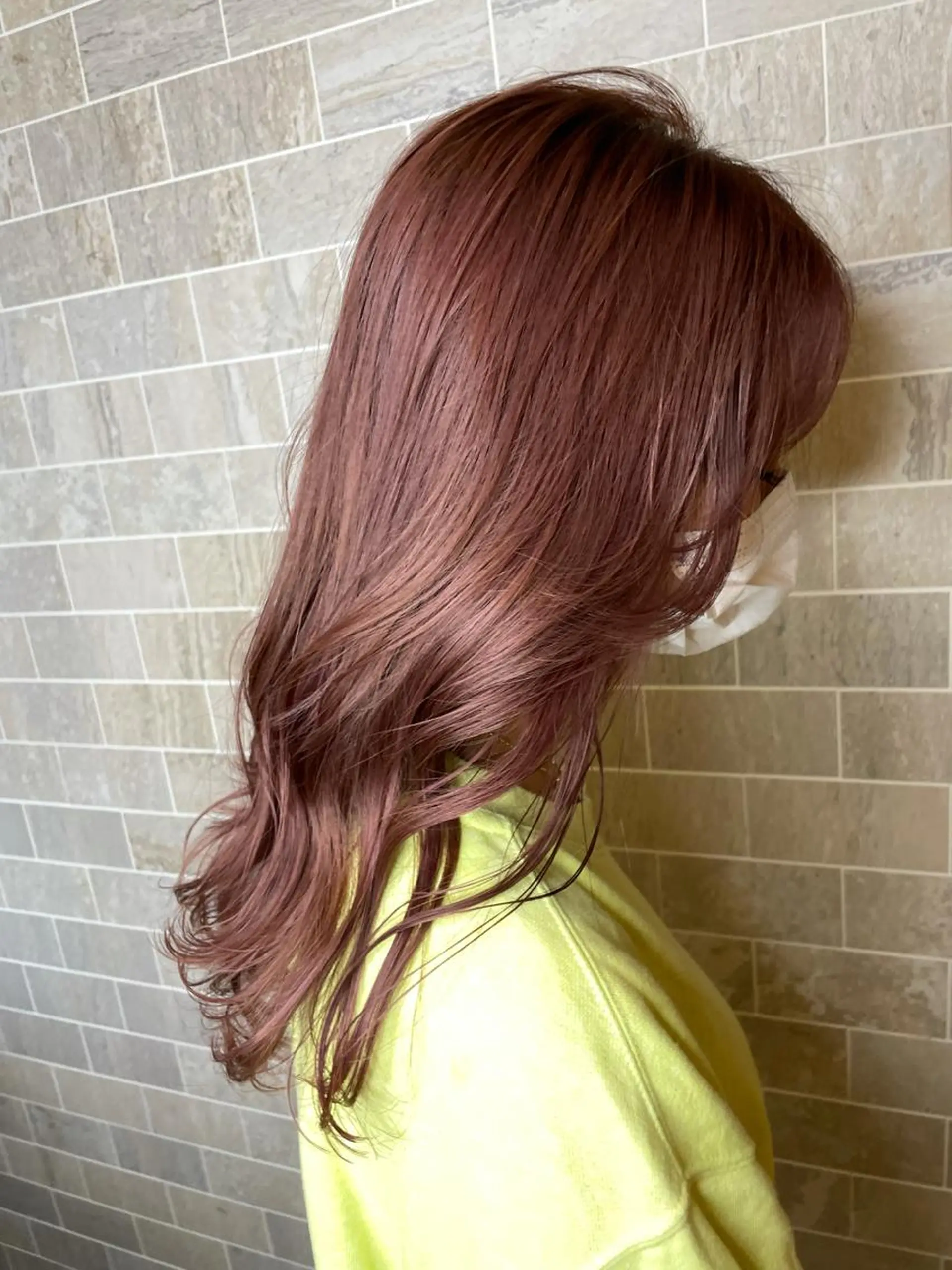 セミロング ブリーチ毛矯正.髪質 改善.髪にドラマをのヘアスタイル