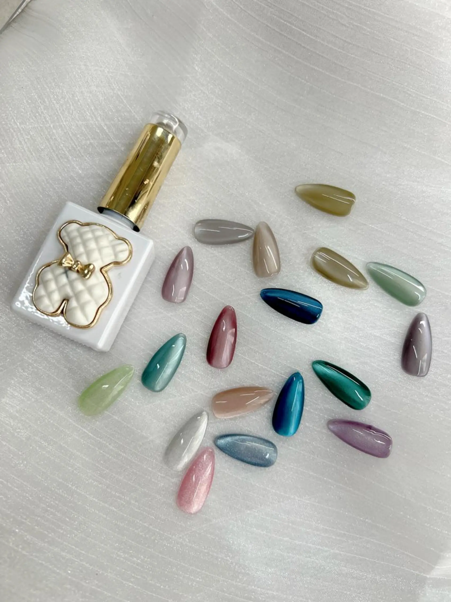 ネイル ハンドネイル ENA 4U横浜のネイルデザイン