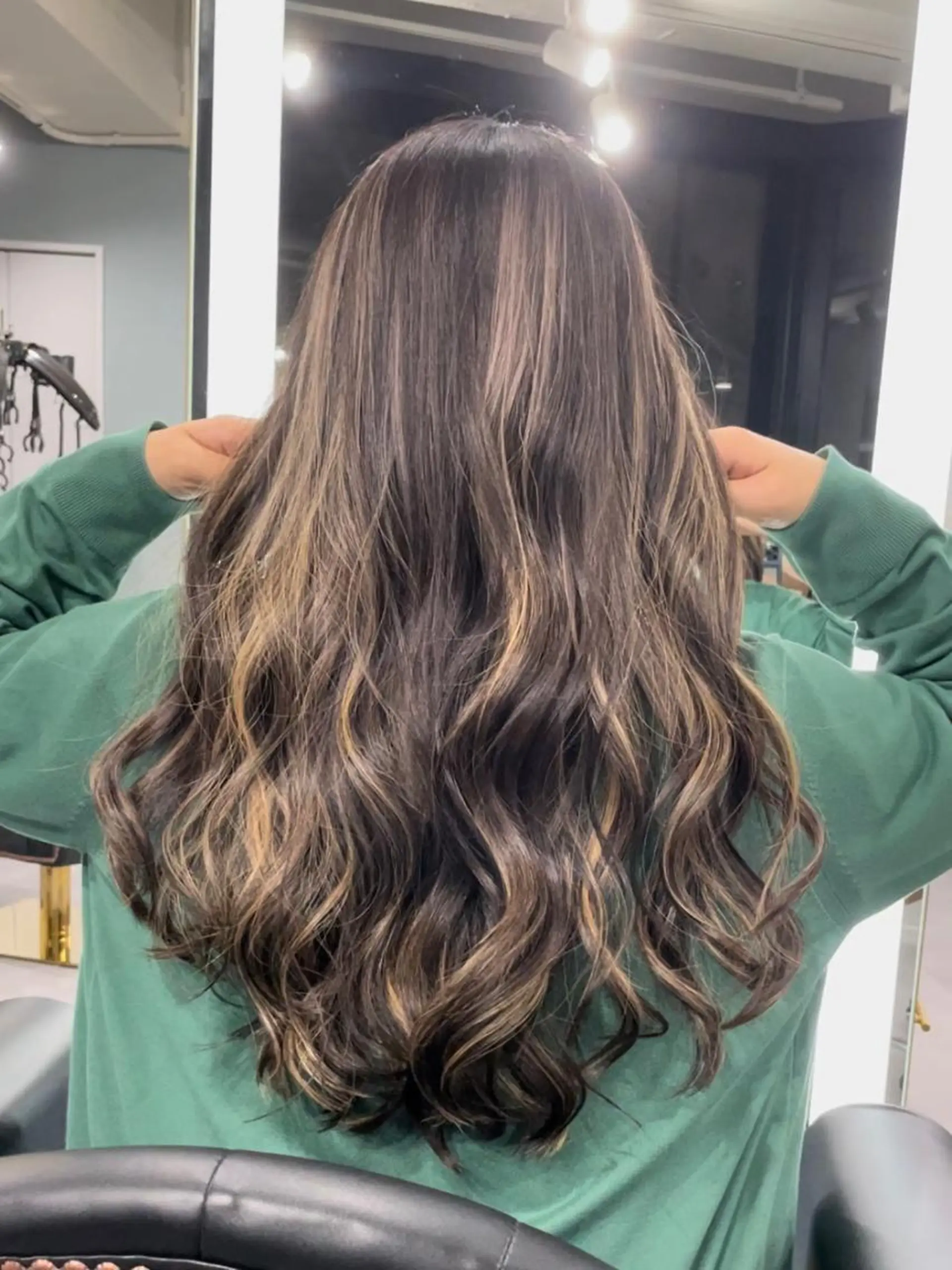 ロング senjyu GINZA所属・バレイヤージュ/ハイ ライト/庄司鉄平のヘアスタイル