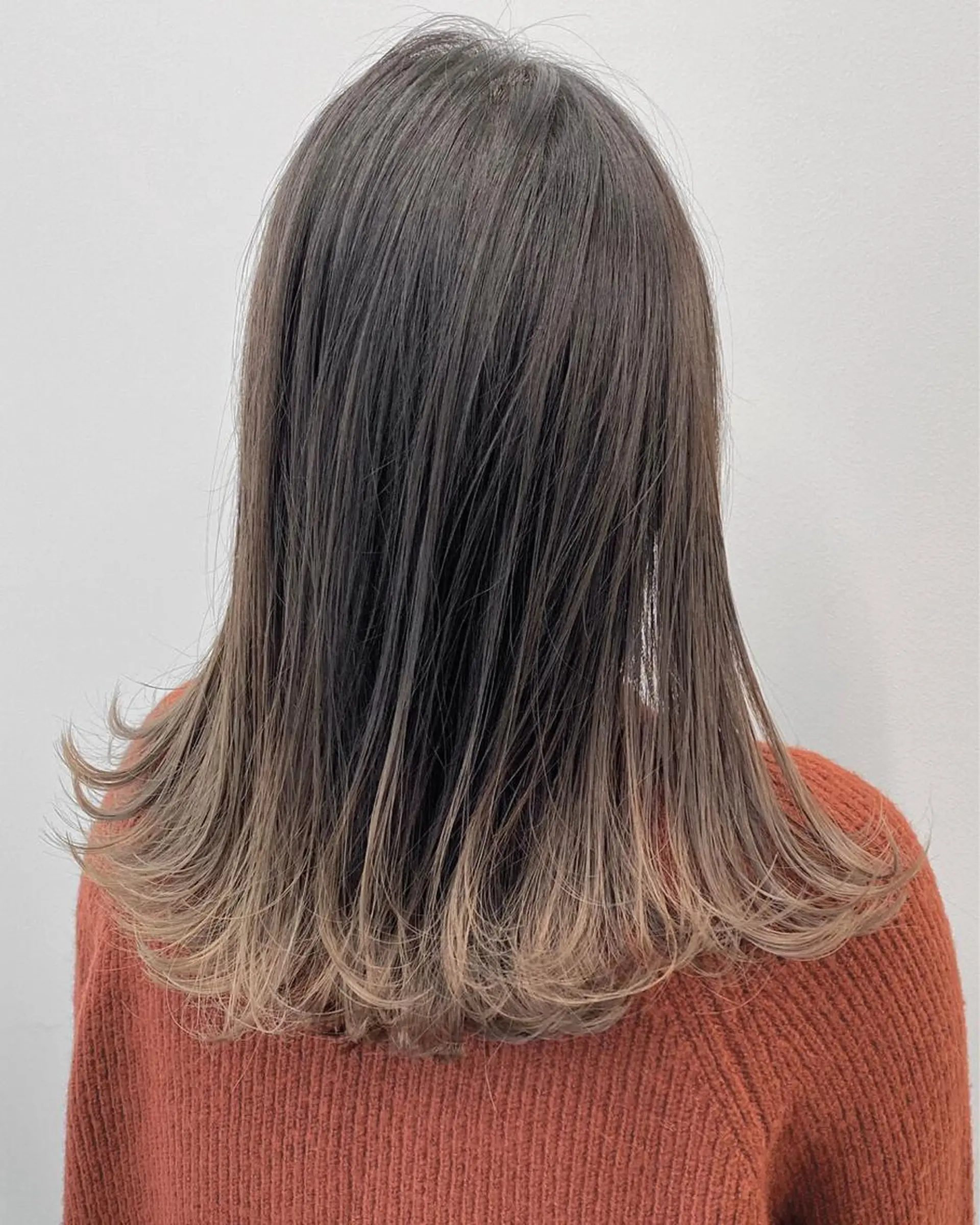 ミディアム カラー ヘアアレンジ ブリーチ&似合せボブ 田中寛十のヘアスタイル