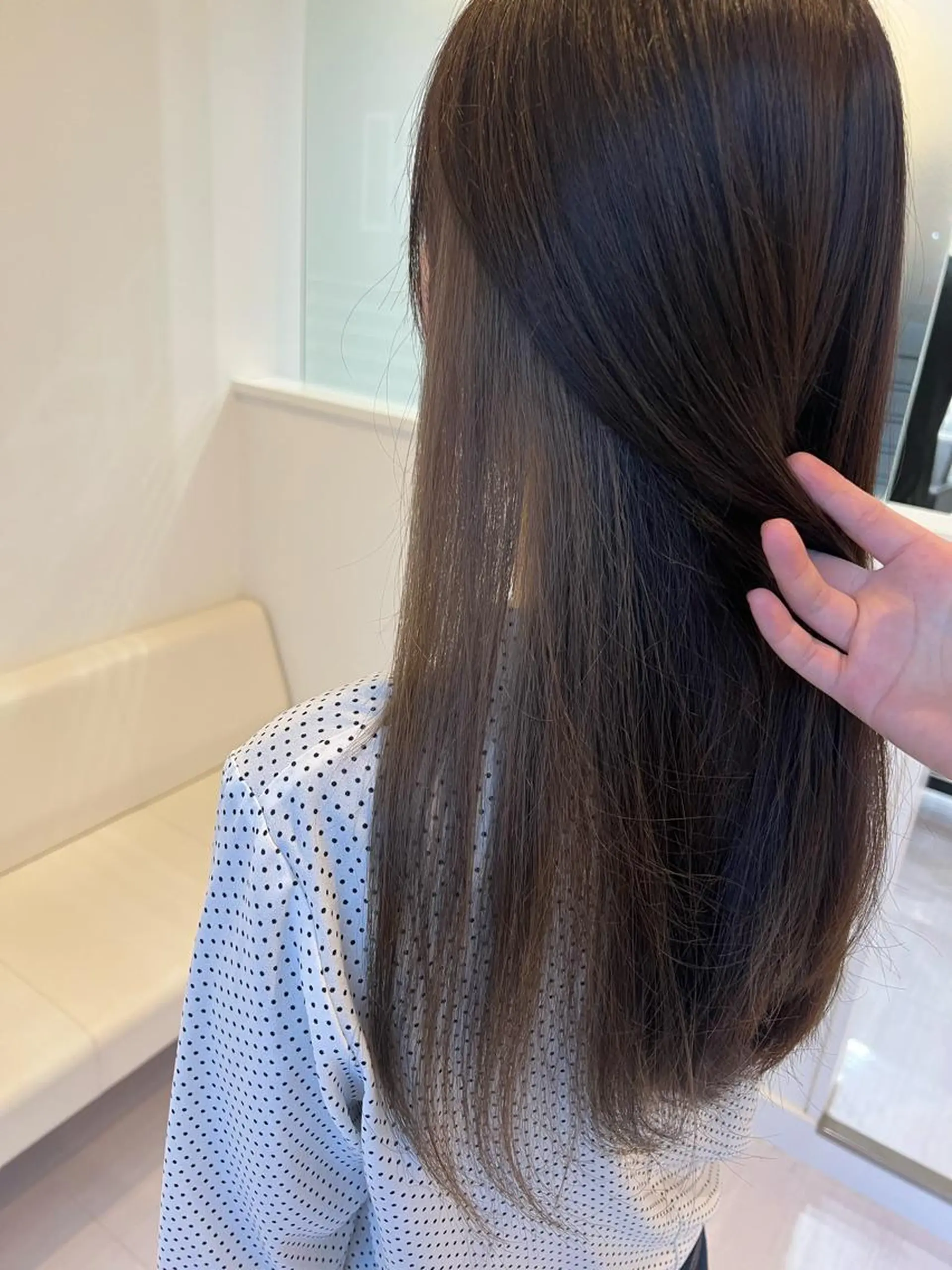 ロング 下岡 奈津美のヘアスタイル