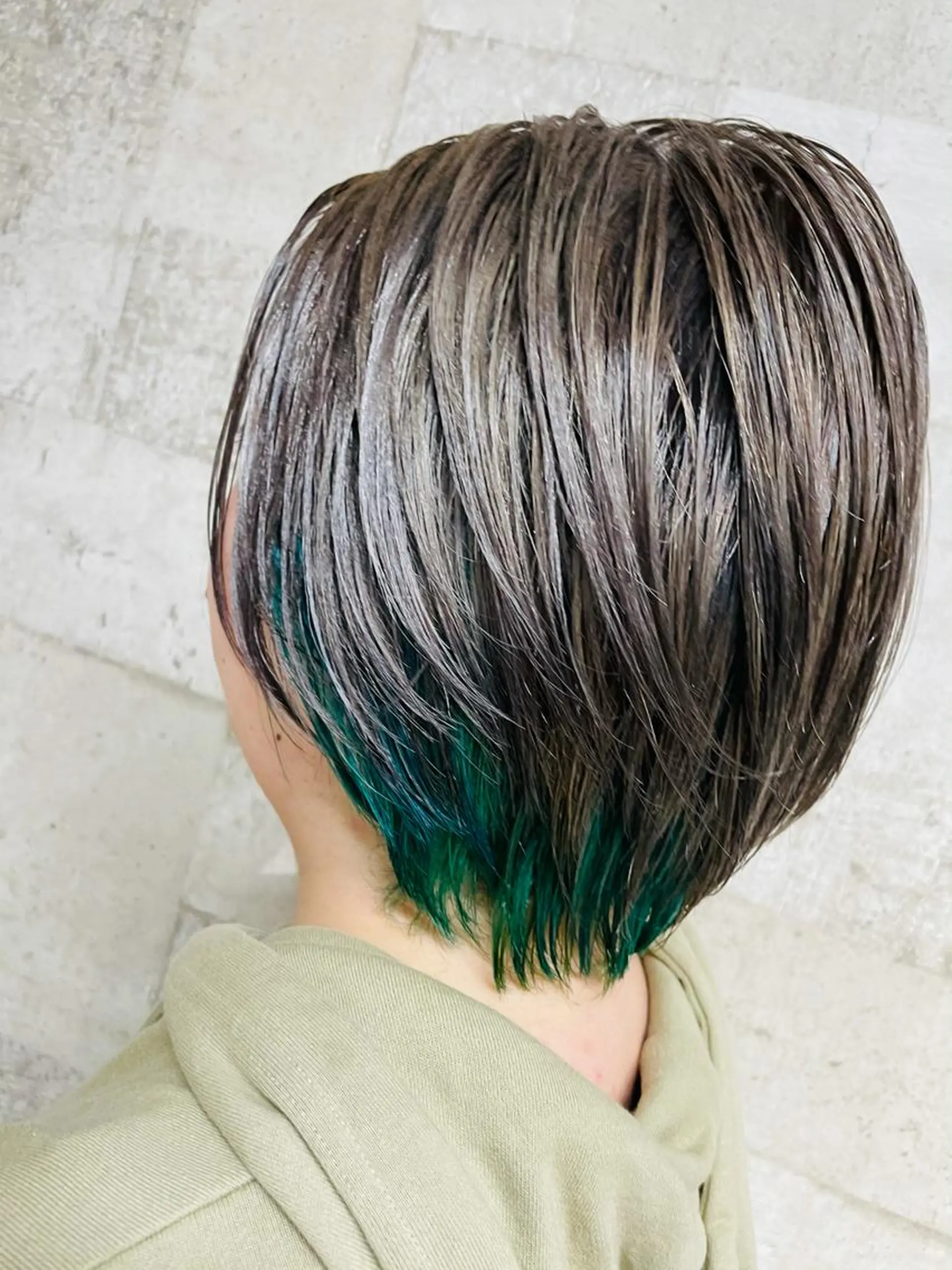 カラー ○HITOMI ○のヘアスタイル