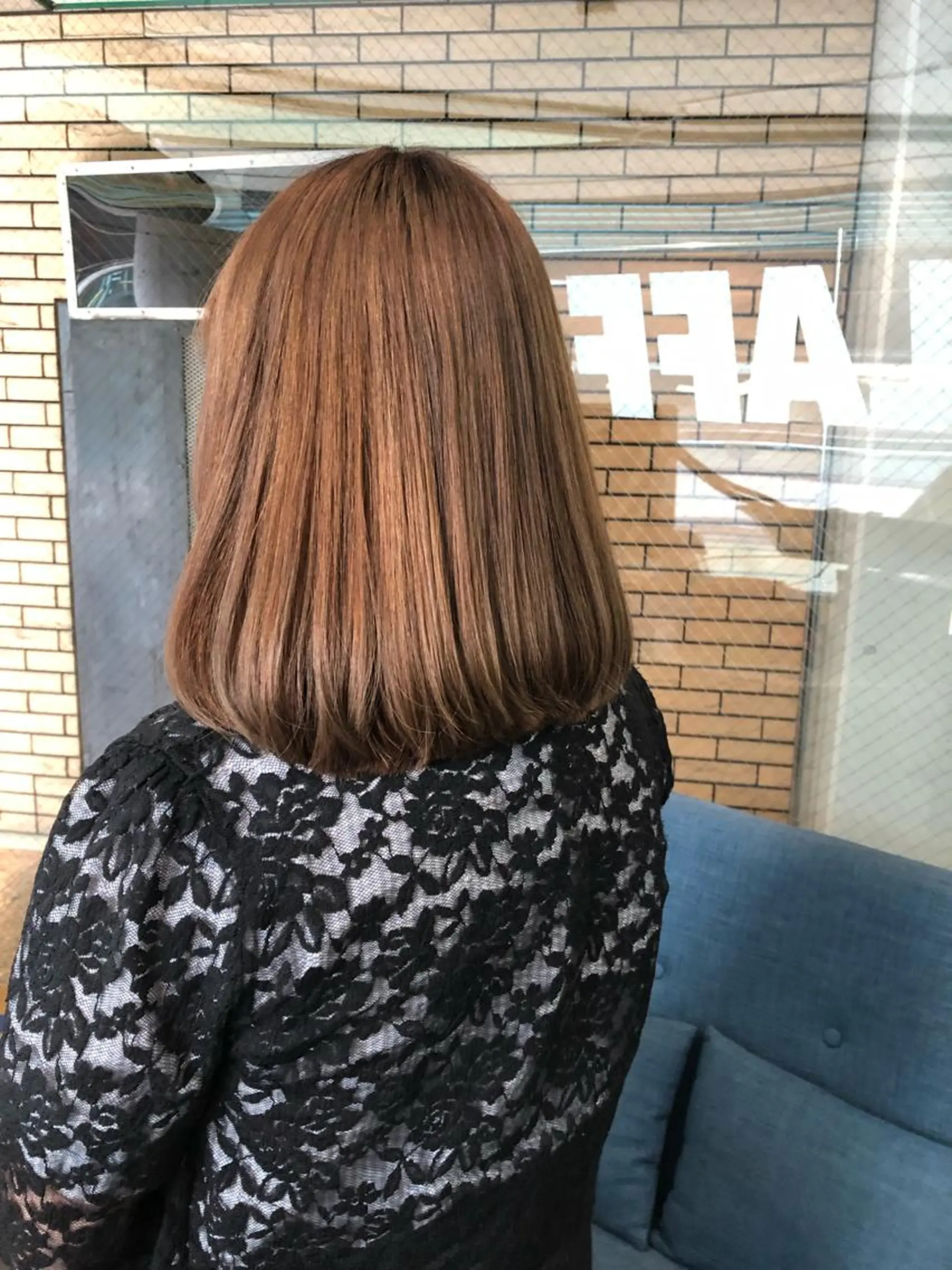 ミディアム カラー 切りっぱなしボブ ボブ alpha. カラーエクステ下妻のヘアスタイル