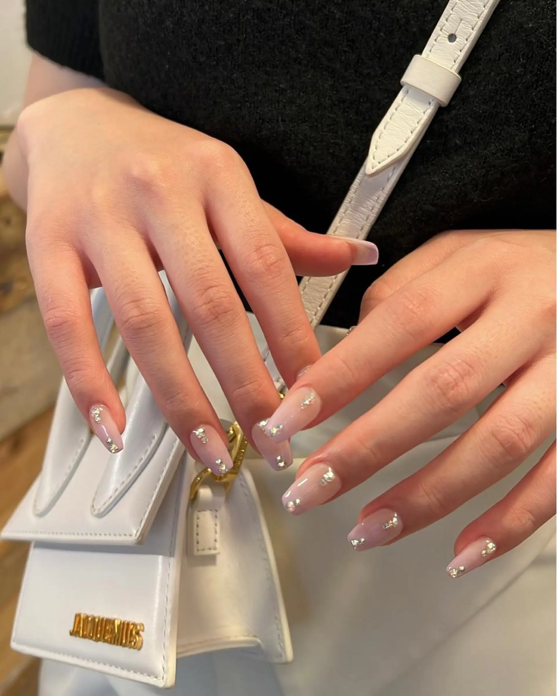 ネイル ハンドネイル フットネイル ハンドケア Nes.Nail所属・Miyagi Asamiのネイルデザイン