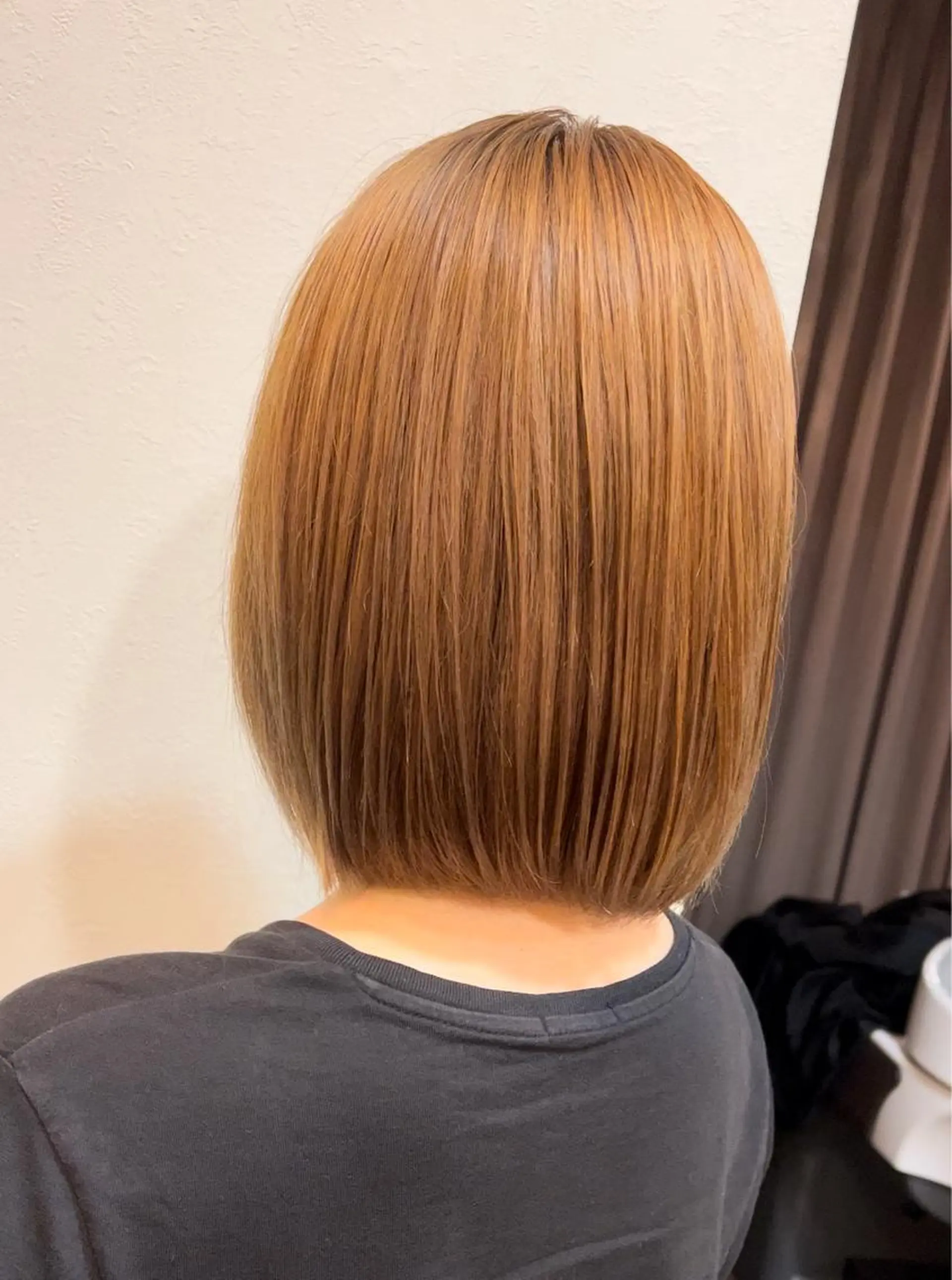 ミディアム カラー ベージュカラー ブリーチ オレンジ オレンジベージュ 山田 恭華 /メンズカットのヘアスタイル