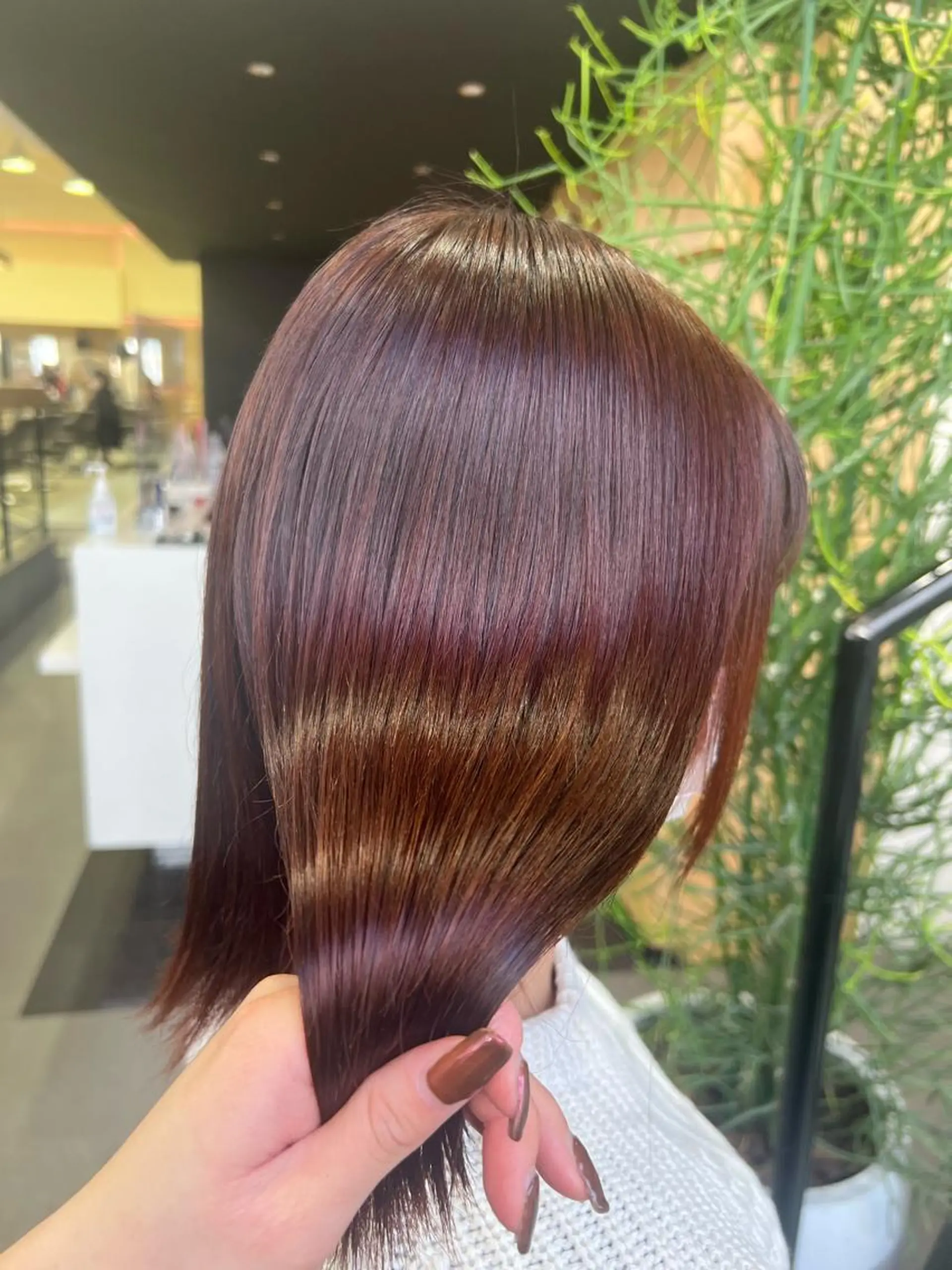 ミディアム 暖色ｶﾗｰ/ﾚｲﾔｰ ｶｯﾄ/Yunaのヘアスタイル