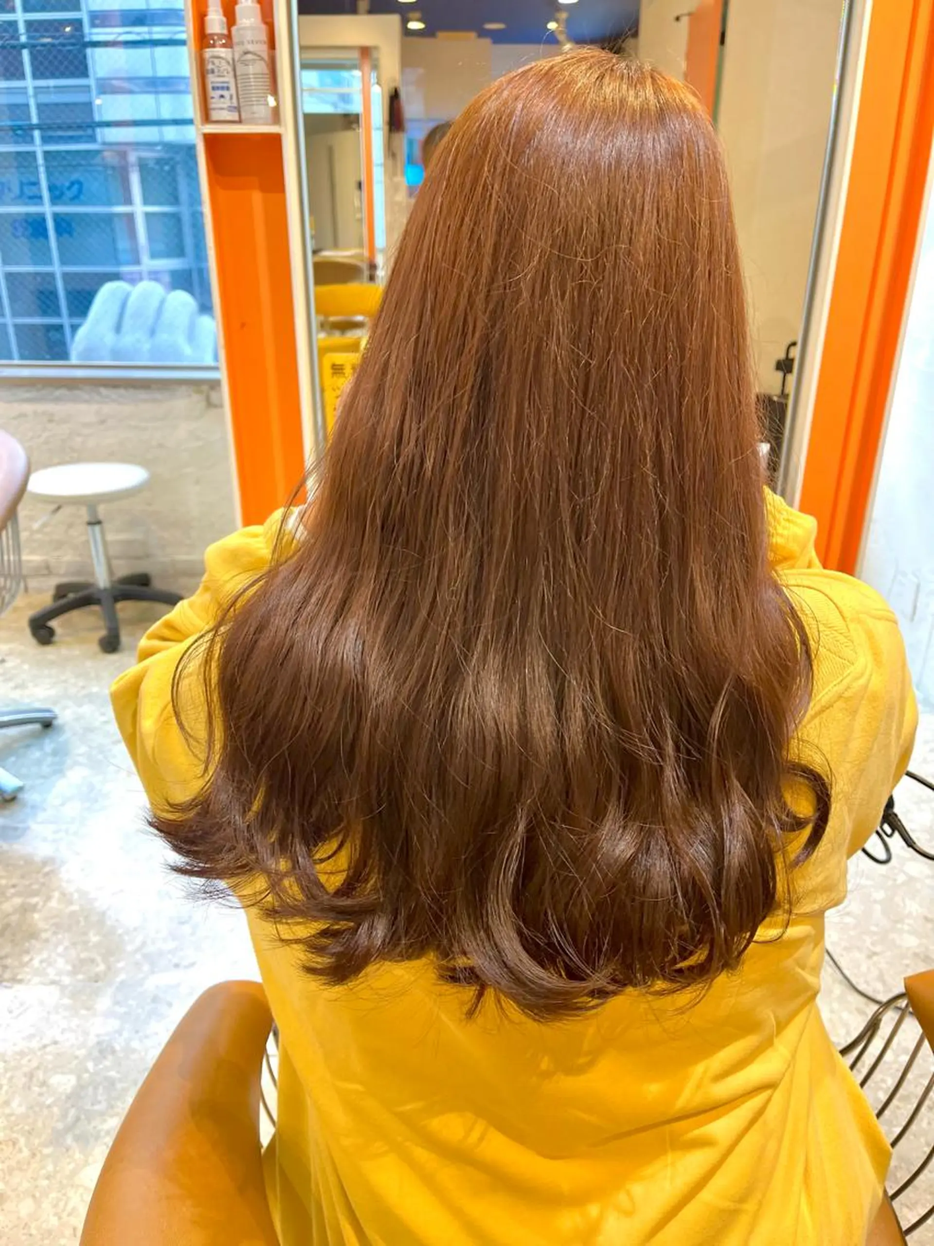 ミディアム カラー オレンジ ヘアカラー トリートメント うしだ かおるのヘアスタイル