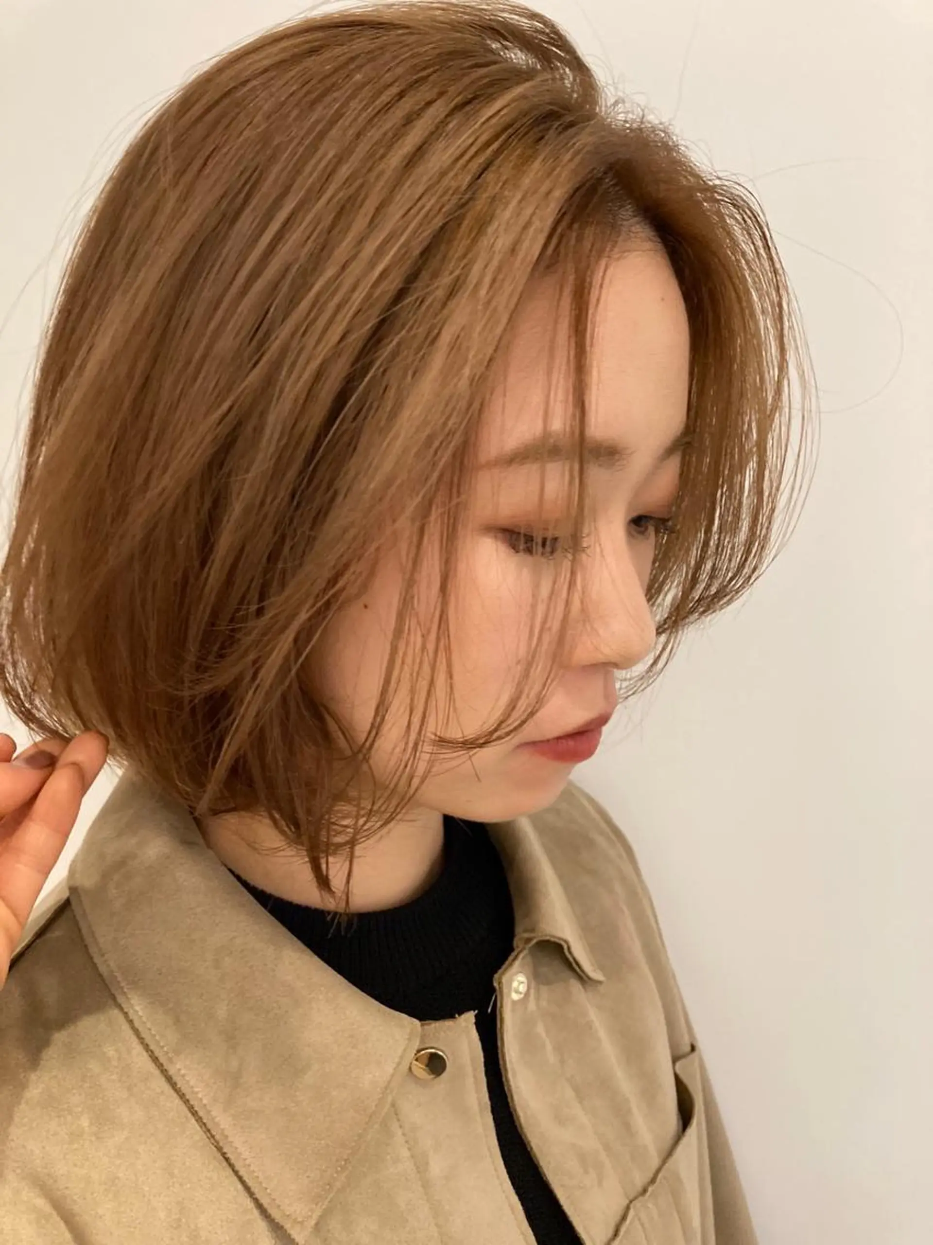 ショート カラー ベージュカラー FILMS所属・宮城 星のヘアスタイル