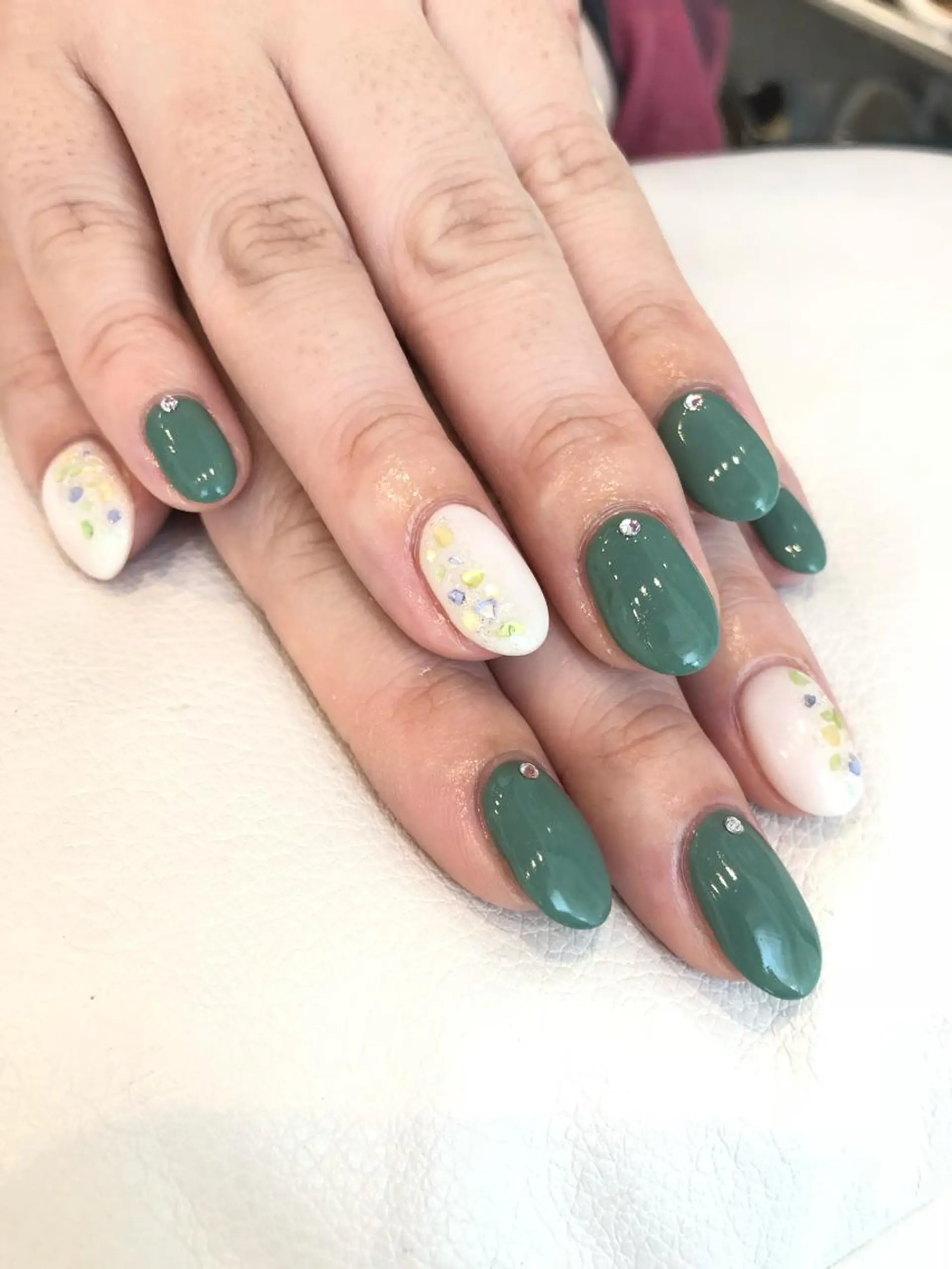 ネイル 【デザイナー】田中 美生のヘアスタイル