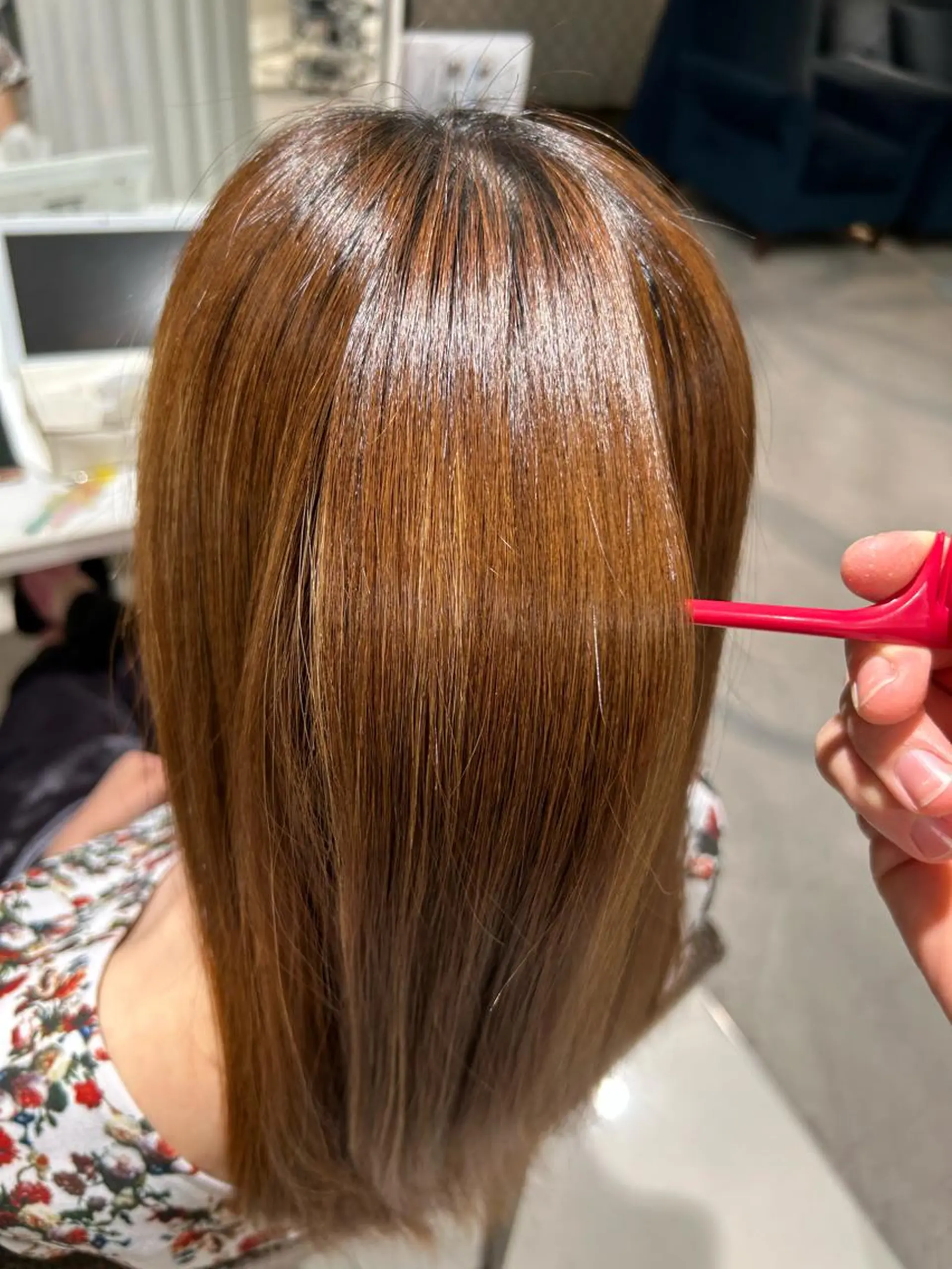 セミロング 伊熊 杏花のヘアスタイル