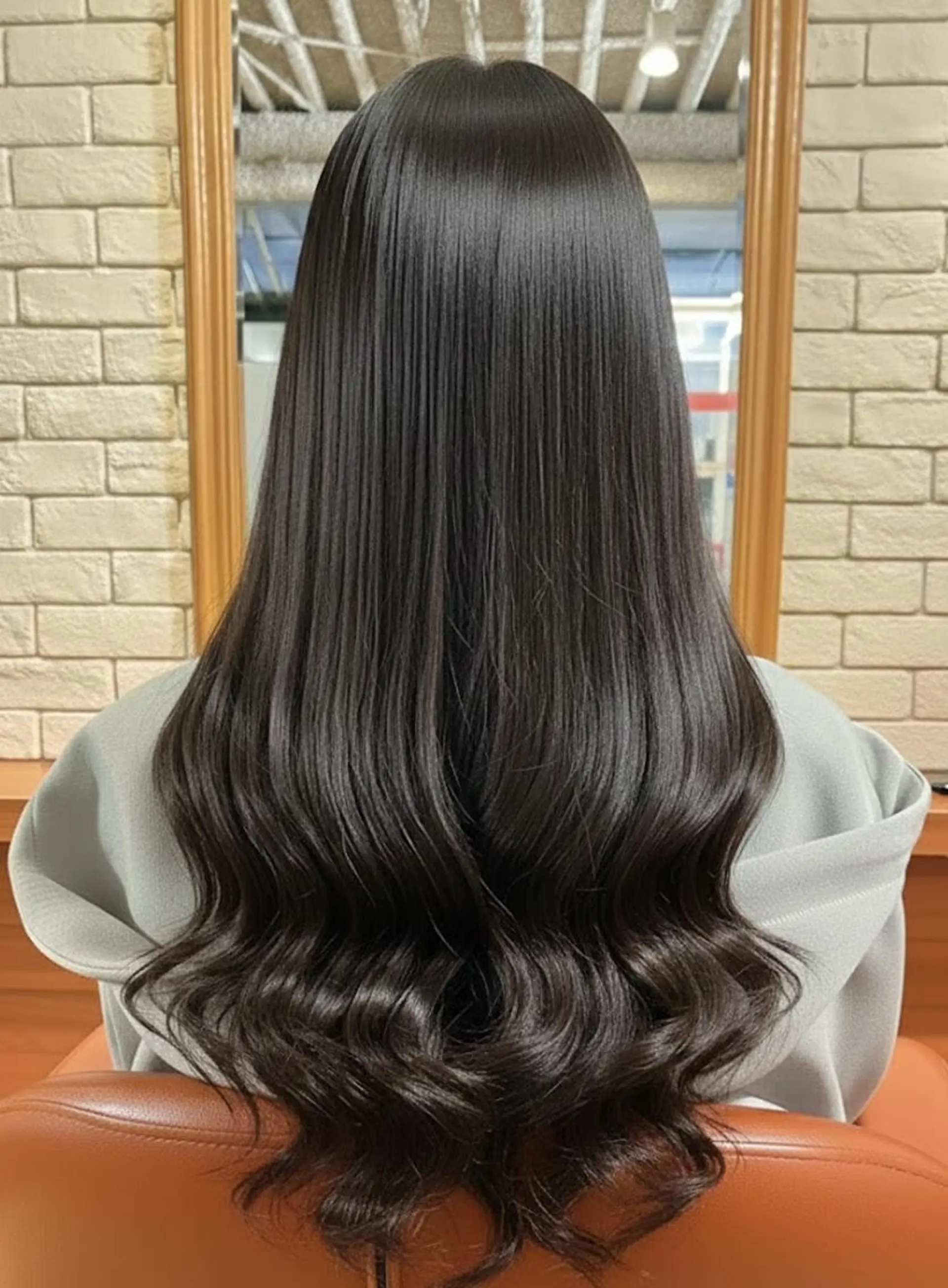 ロング アッシュ アッシュブラウン ロング カット パーマ トリートメント ヘッドスパ flencia 丸 和博｜カットのヘアスタイル