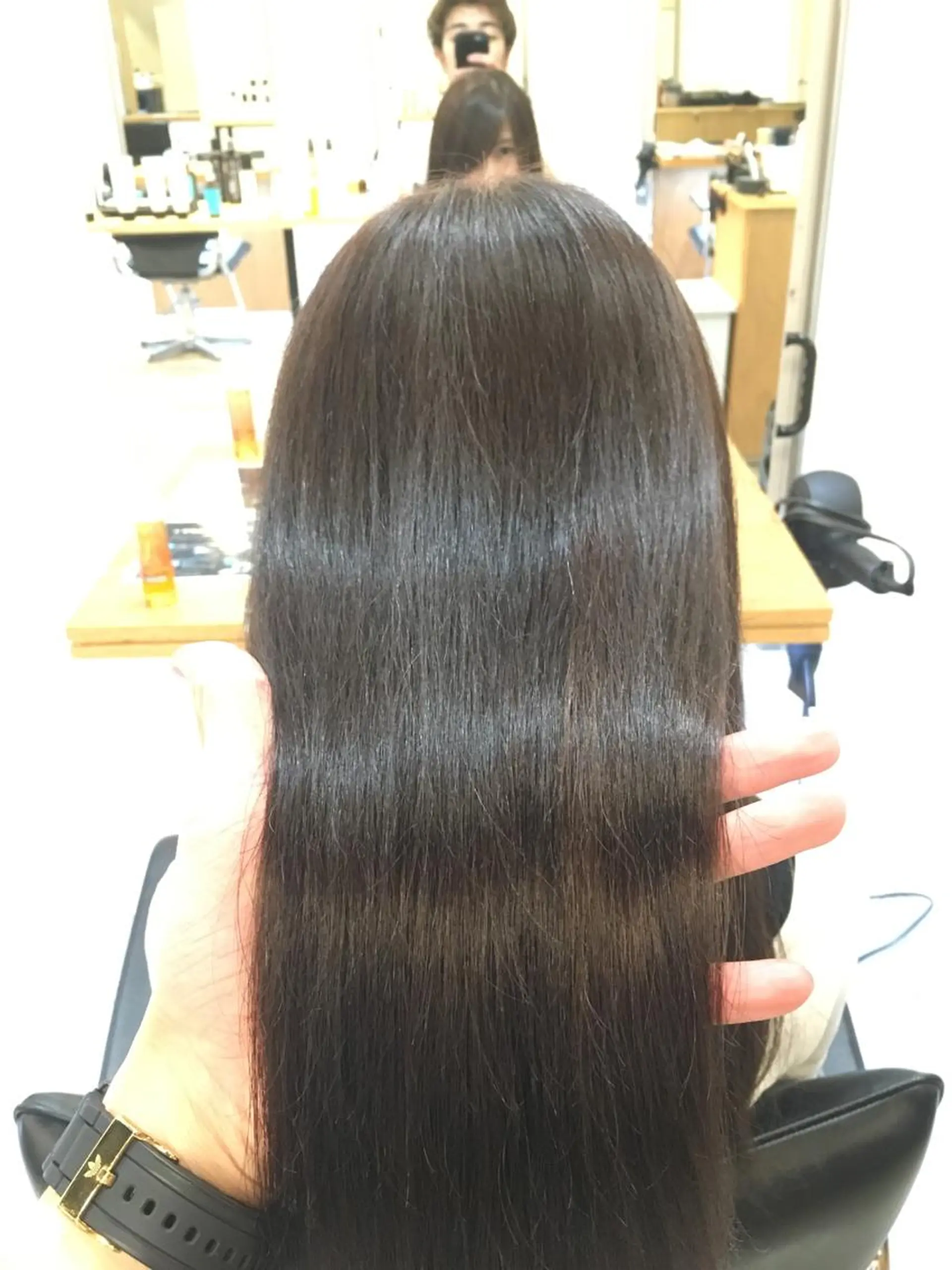 セミロング カラー アッシュ ラベンダーカラー ラベンダーアッシュ 髪質改善 トリートメント メンズ眉毛ITSUK Iメンズ専門　新宿の眉毛・アイブロウイメージ