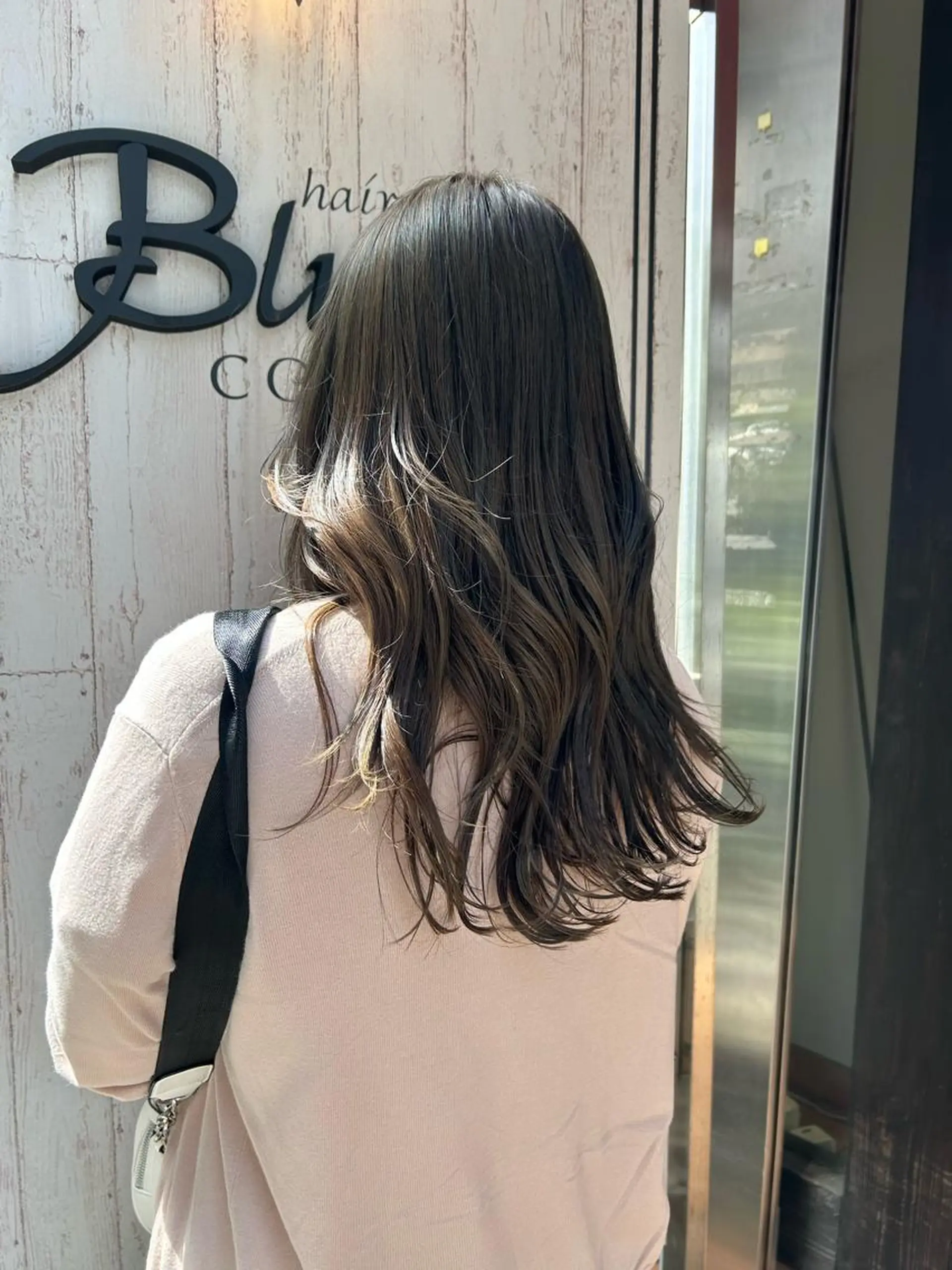 ロング はしもと ゆうりのヘアスタイル