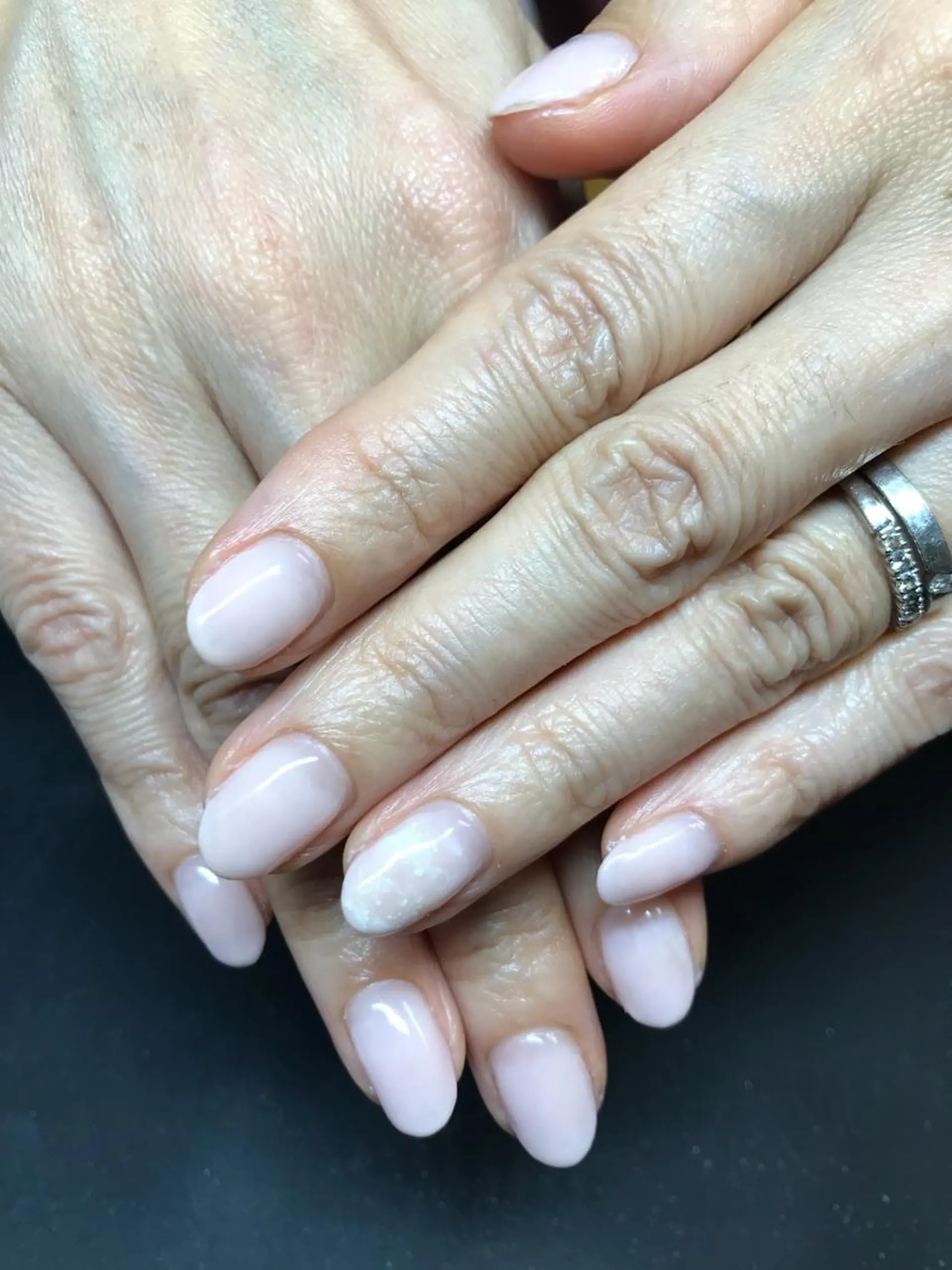 ネイル ハンドネイル みんなの店所属・仲谷 つかさのエステ・リラクイメージ