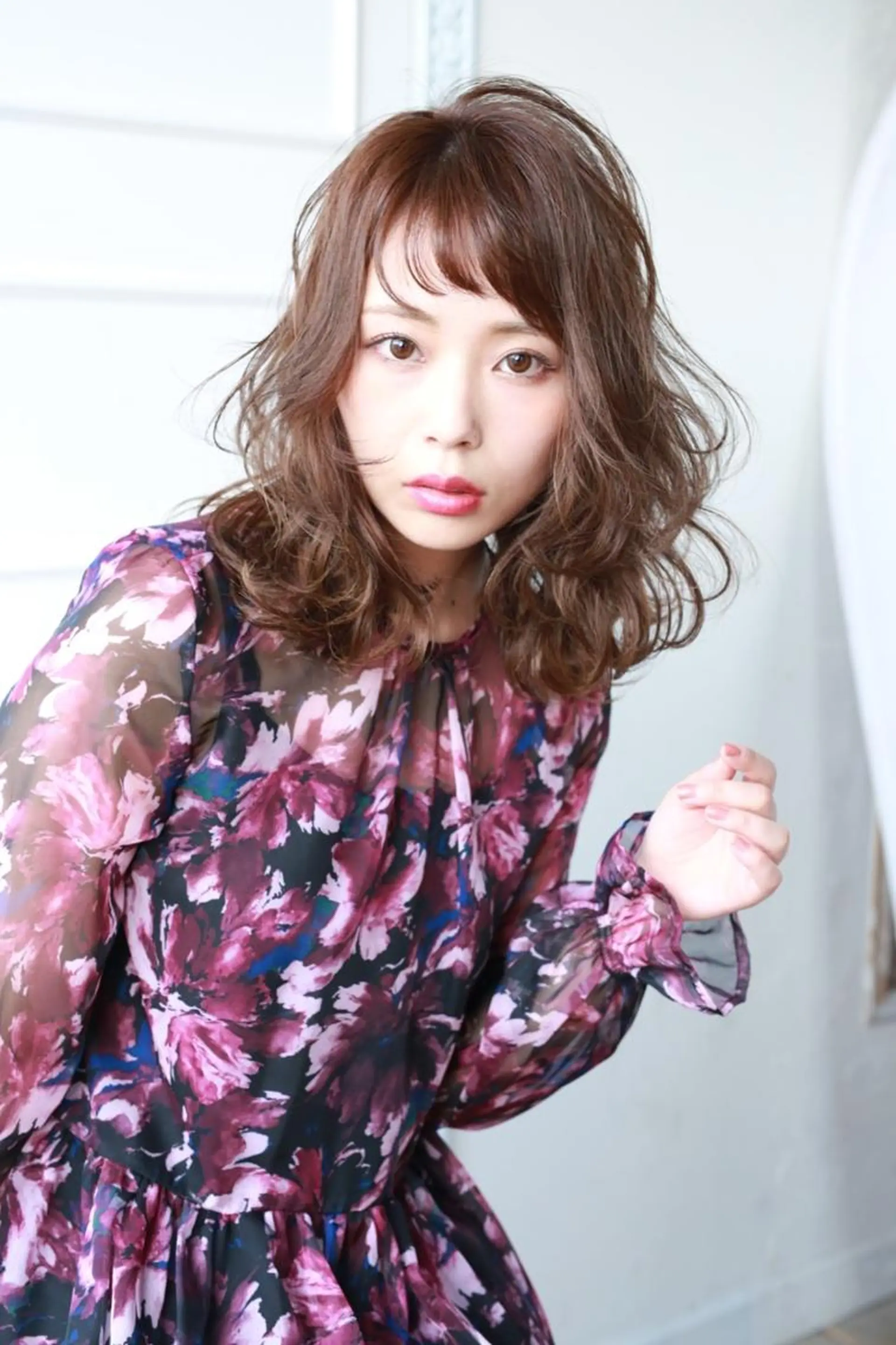 ミディアム due hair 京都駅前店 MILBON オージュア認定サロン【デューヘアー】所属・ハイトーンブリーチ 土坂 由志【京都】のヘアスタイル