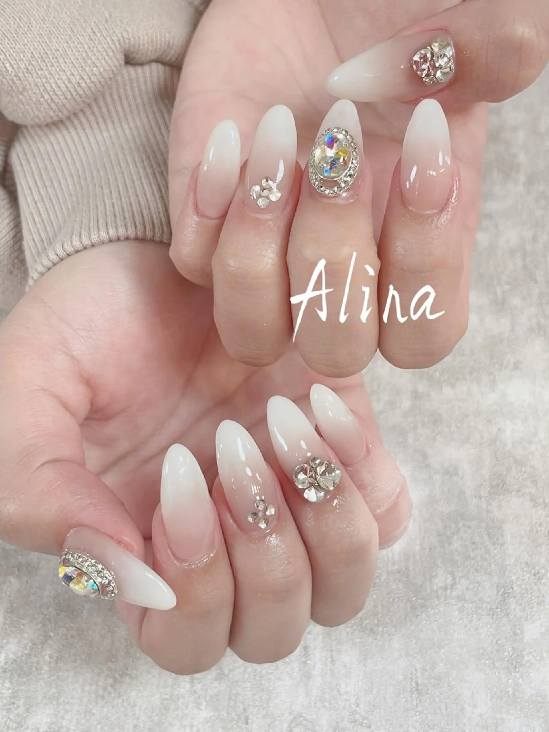 ロング ネイル 持ち込み スカルプネイル Alina エリナのネイルデザイン