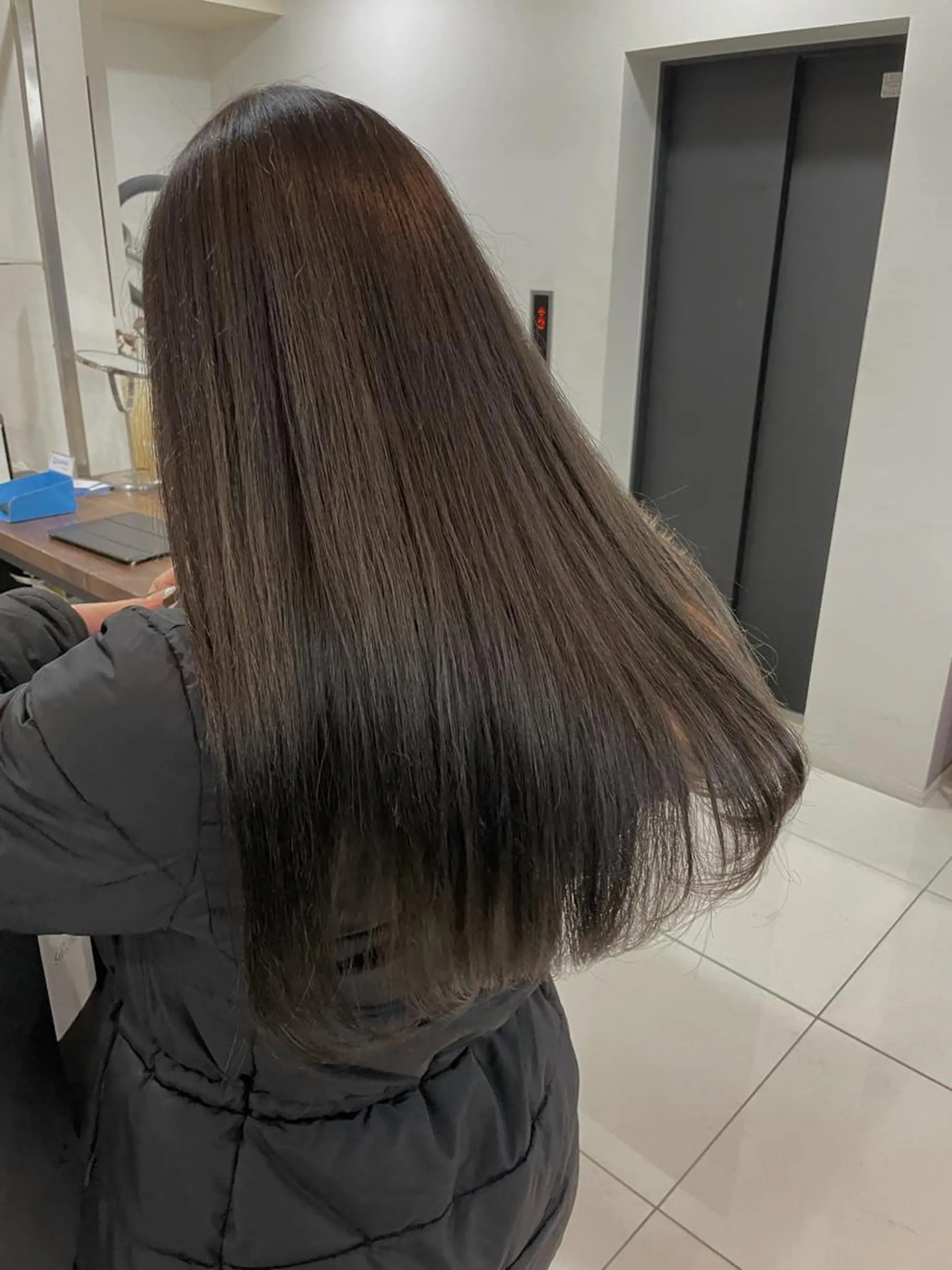 ロング AUBE HAIR tenjin【オーブヘアーテンジン】所属・nene .のヘアスタイル