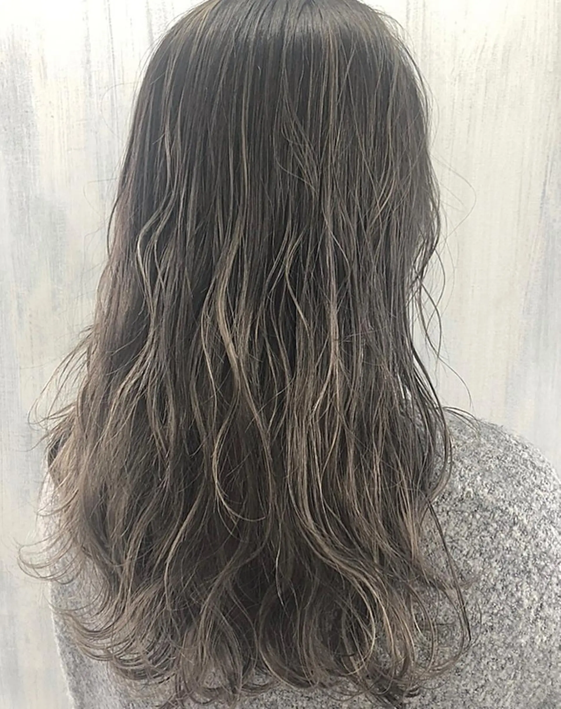 ロング ハイライト 🌼たけや みのり🌿のヘアスタイル