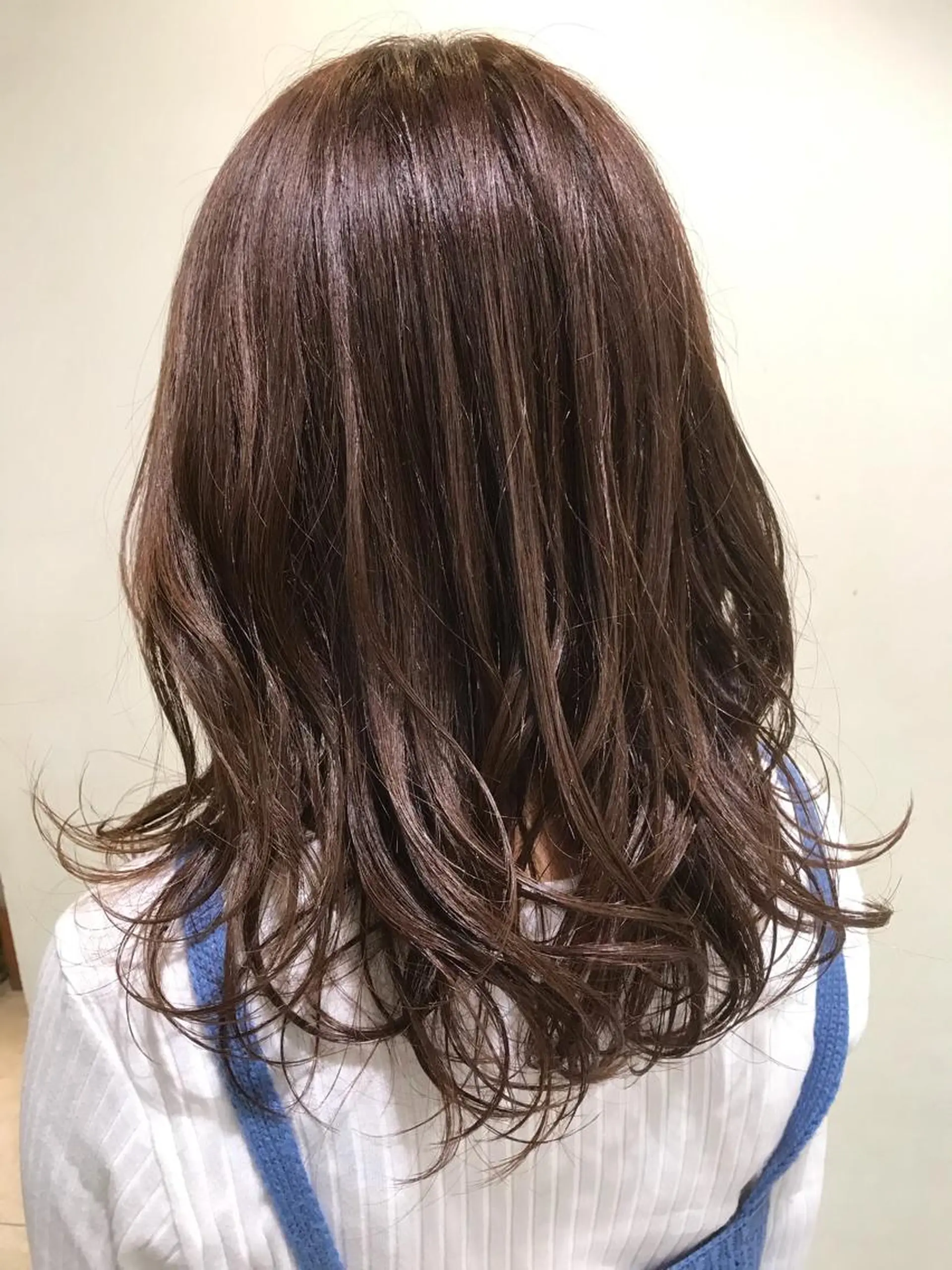 ミディアム 三田 豪のヘアスタイル