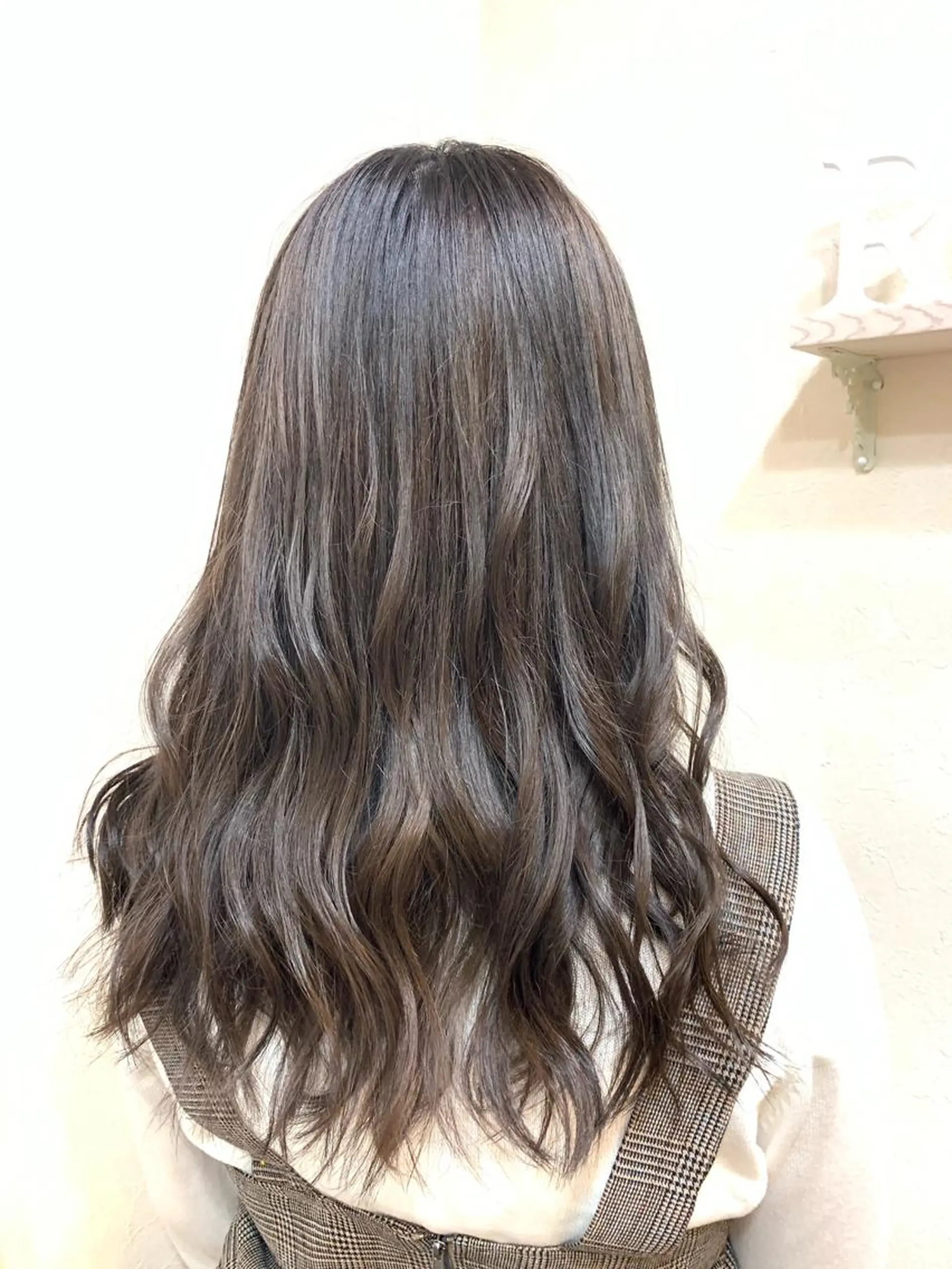 ロング カラー 渋谷宮益坂 omoのヘアスタイル