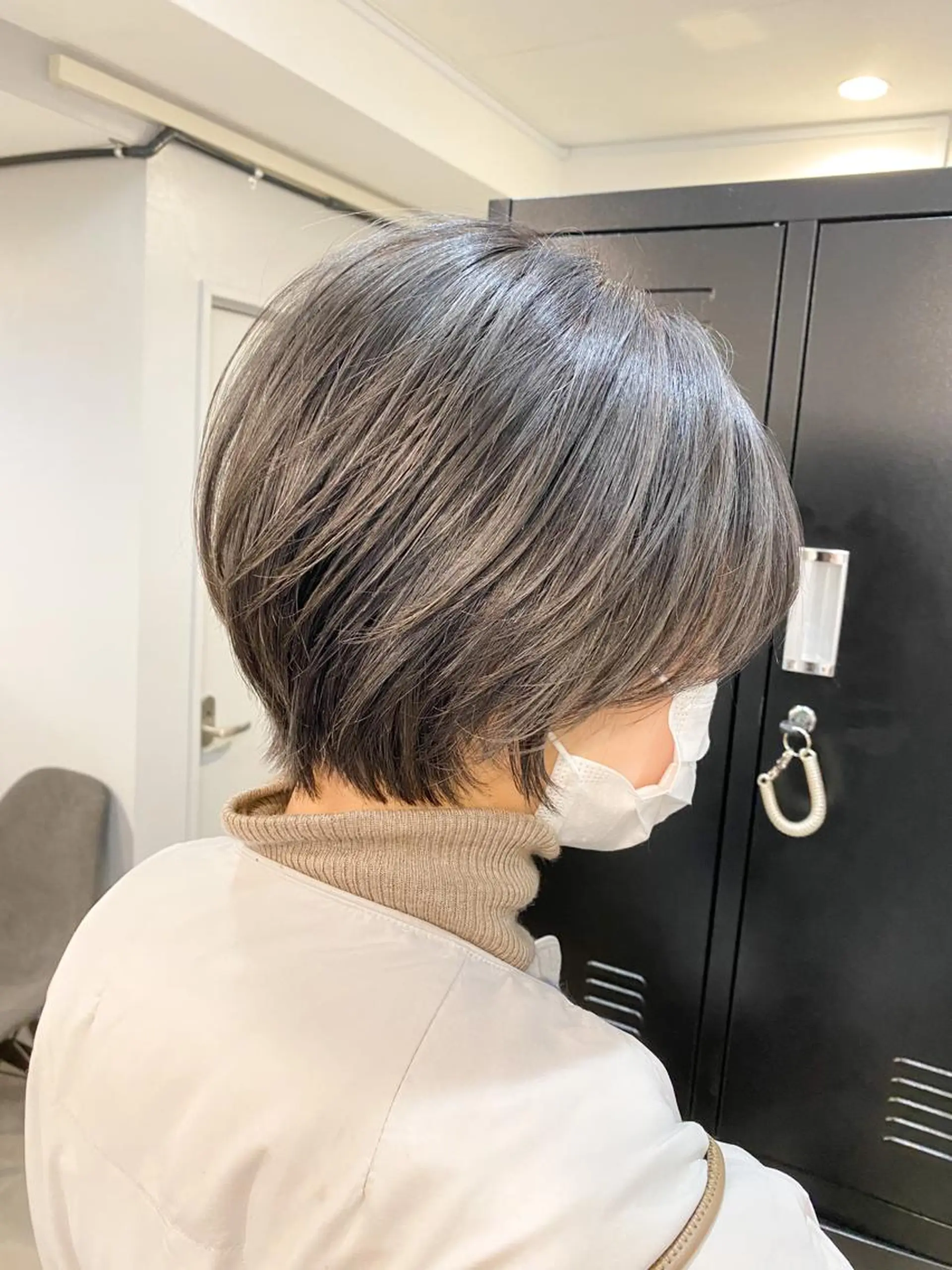 ショート カラー アッシュ ベージュカラー 透明感カラー カット トリートメント Bear(ベア)所属・KYOKO 【Bear】のヘアスタイル