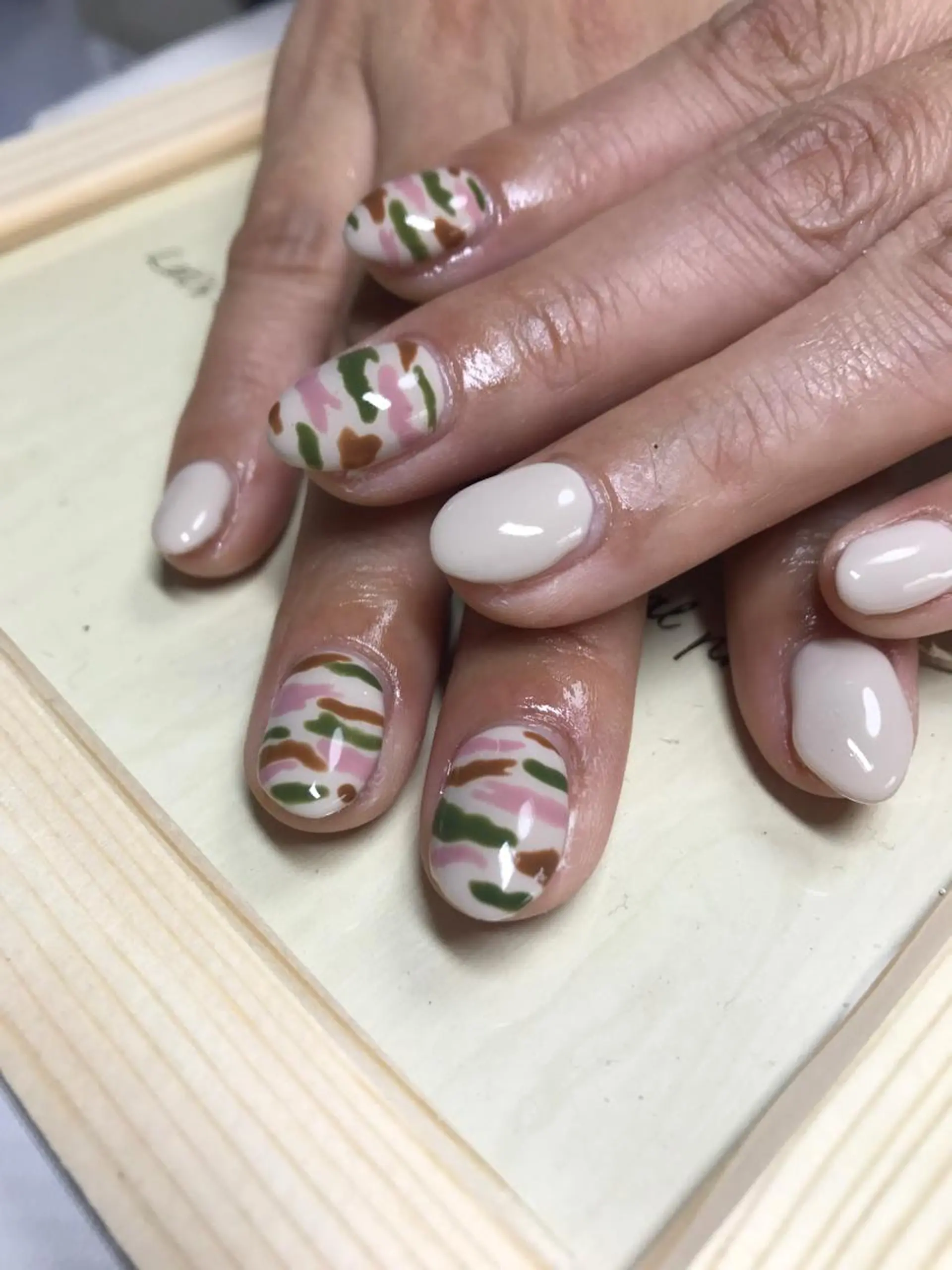 ネイル 【カメレオン】 上村 祥子のヘアスタイル