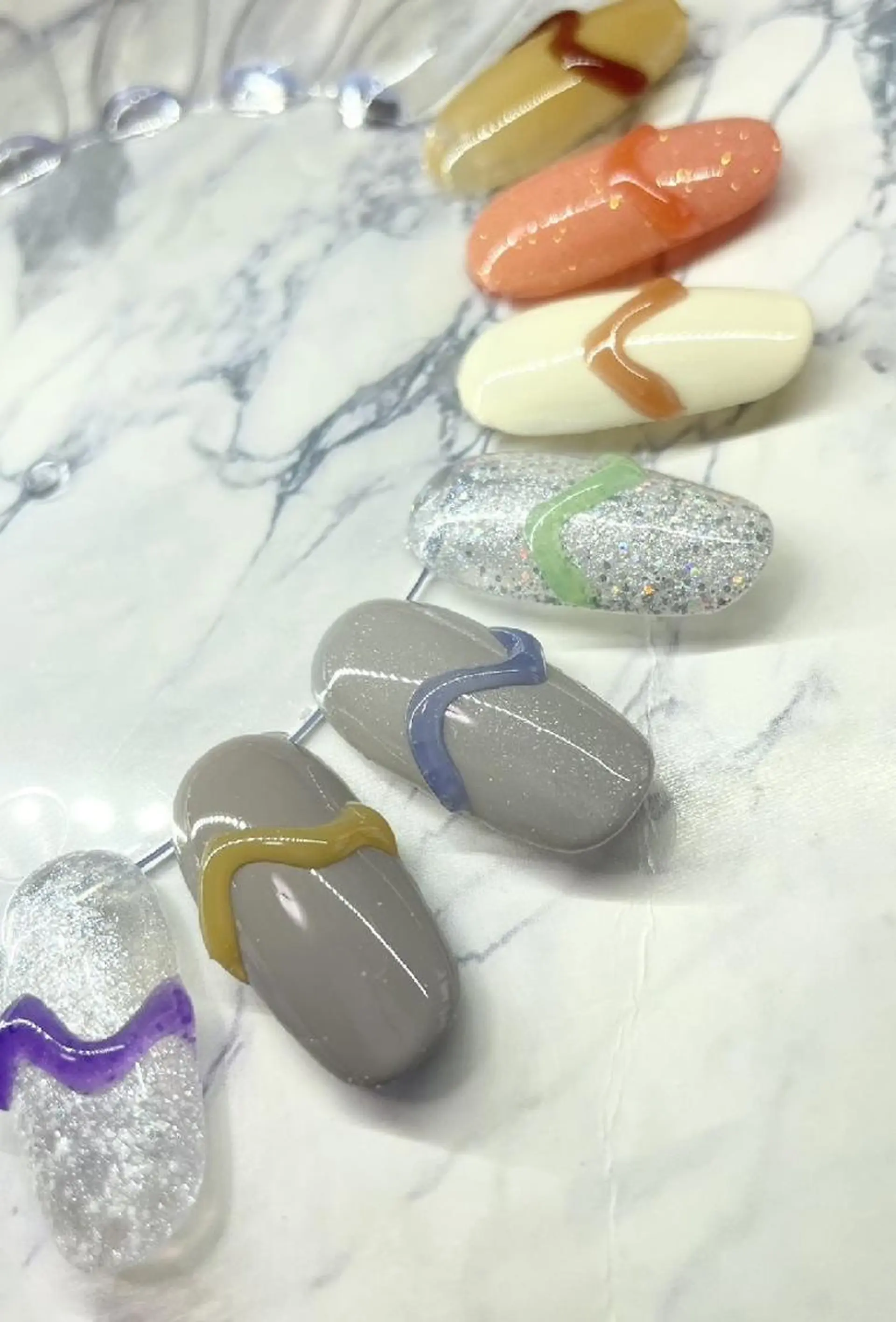 セミロング カラー ネイル ハンドネイル nailStella KOKOIST取扱店のネイルデザイン