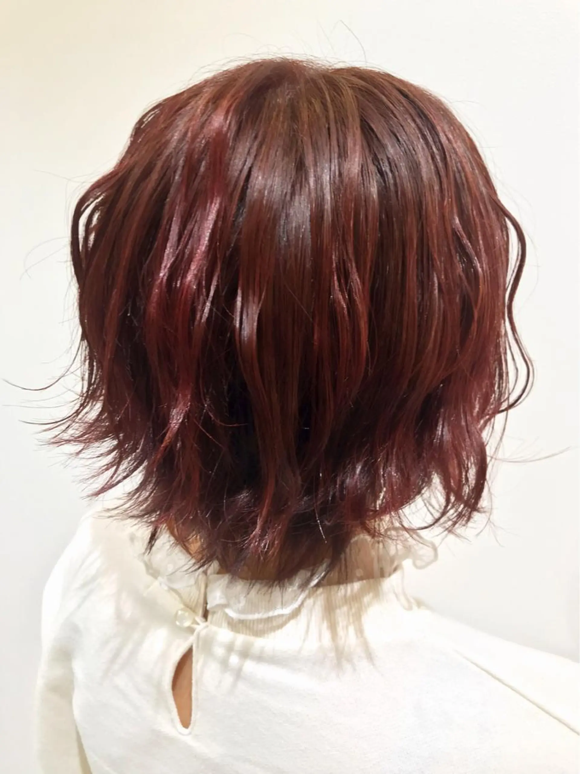 ショート カラー オレンジ レッドカラー 由比藤理子 ブリーチカラー🌈のヘアスタイル