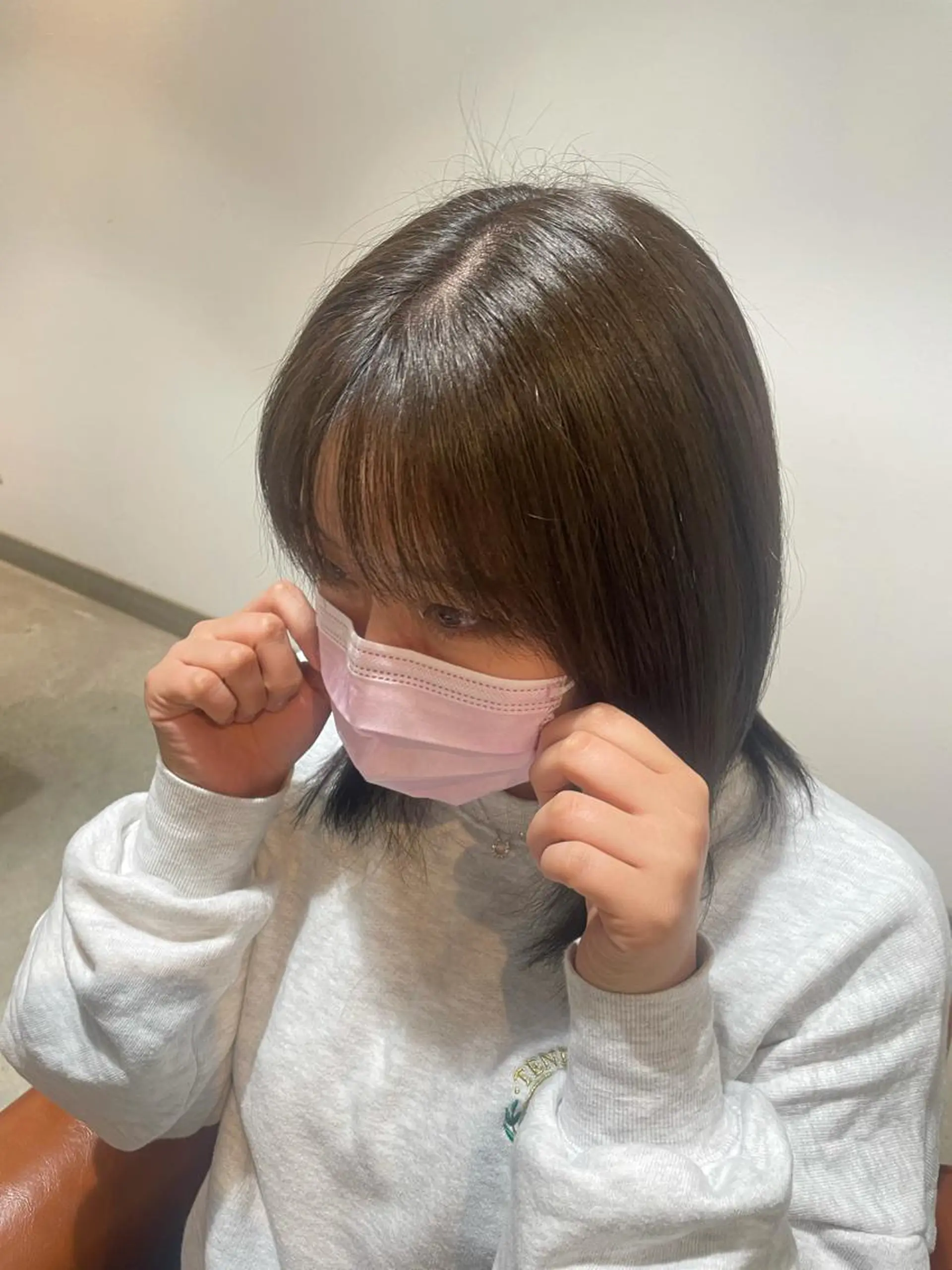 ミディアム ブリーチ🌟リタッチ 🎠KANON🎡のヘアスタイル