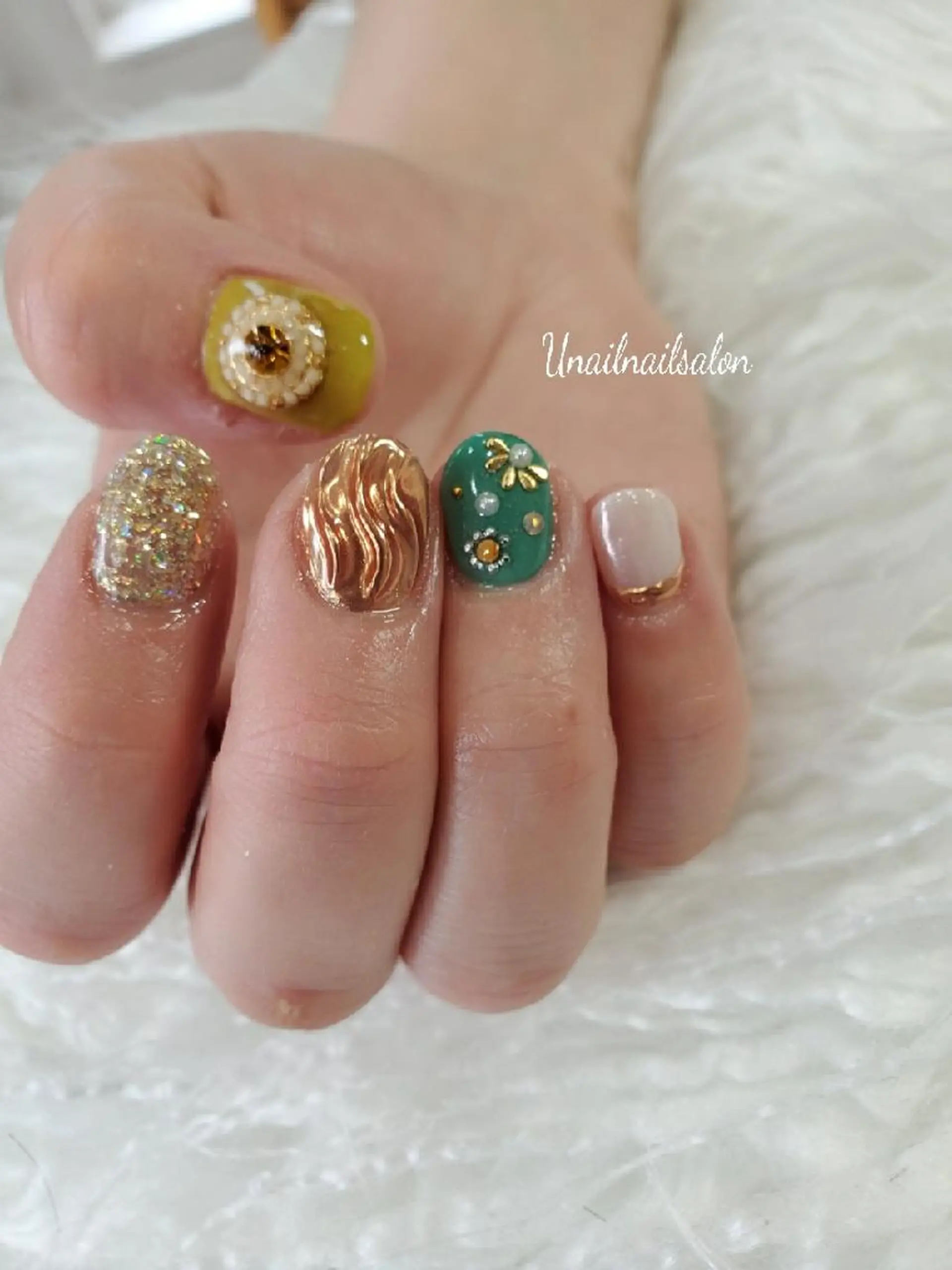 ネイル U nail所属・高橋 千恵のネイルデザイン