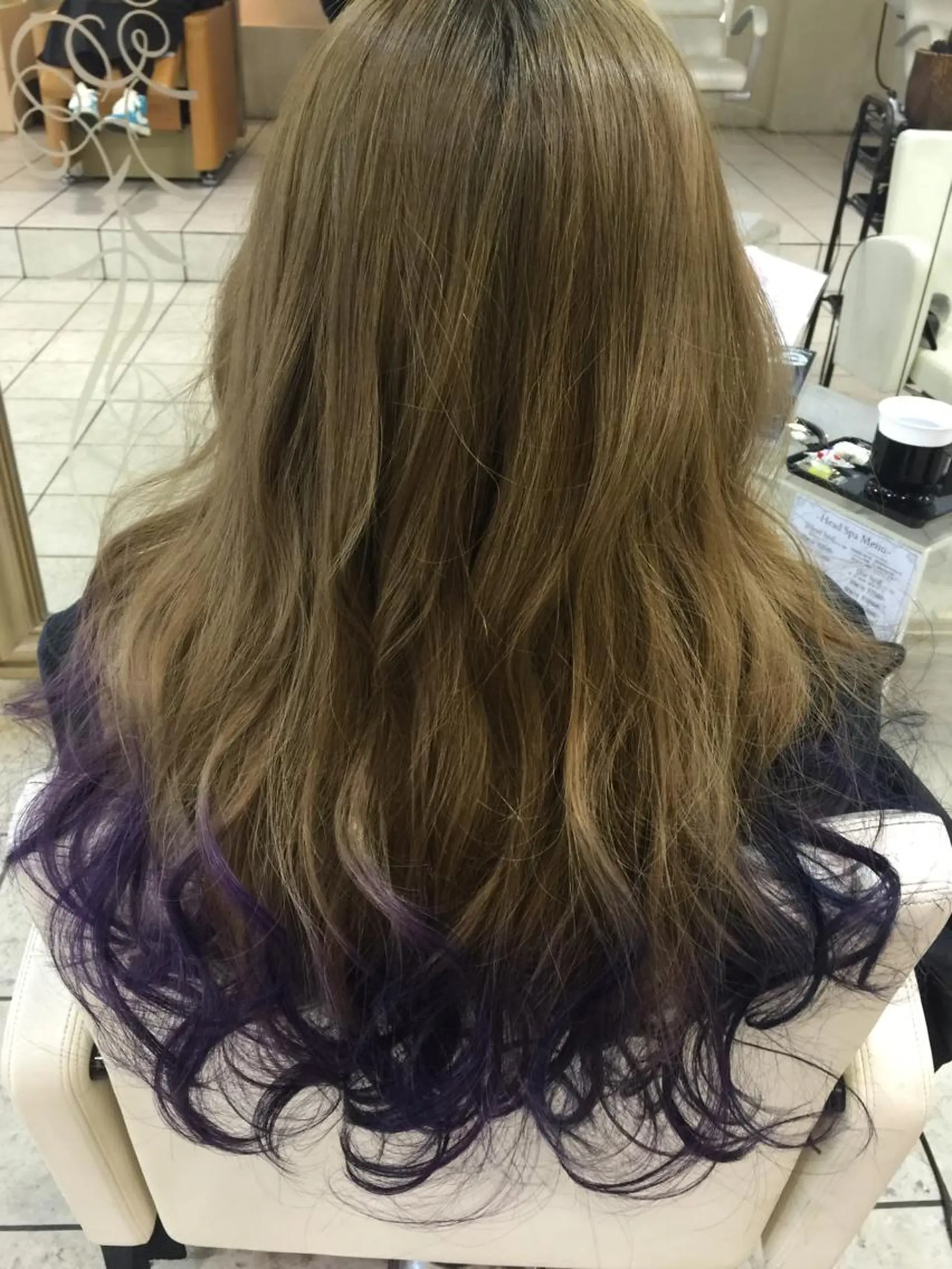 セミロング ロング カラー グラデーションカラー バイオレットカラー 溝口 和弘のヘアスタイル