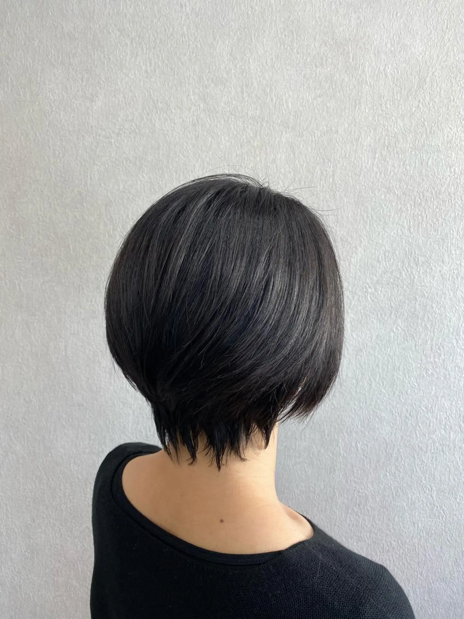 ショート カット tocca 💜石田愛結💜のヘアスタイル