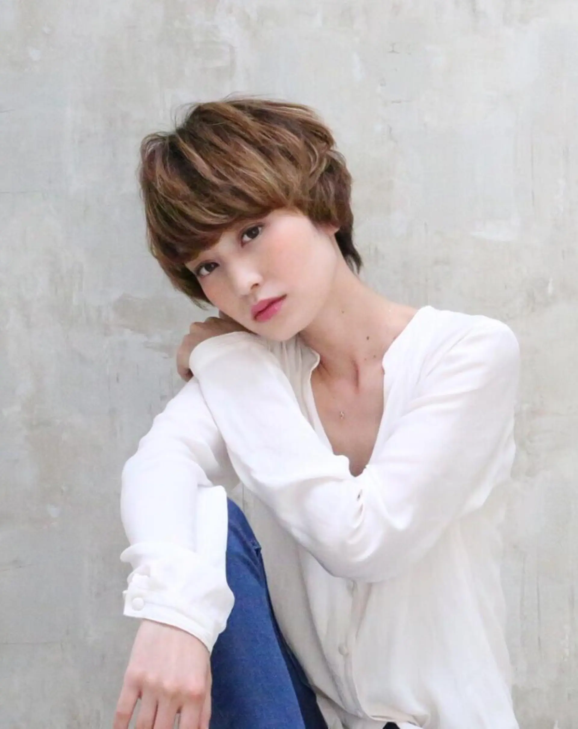 ショート ミディアム カラー パーマ 小顔カット✨ 透明感カラーのヘアスタイル