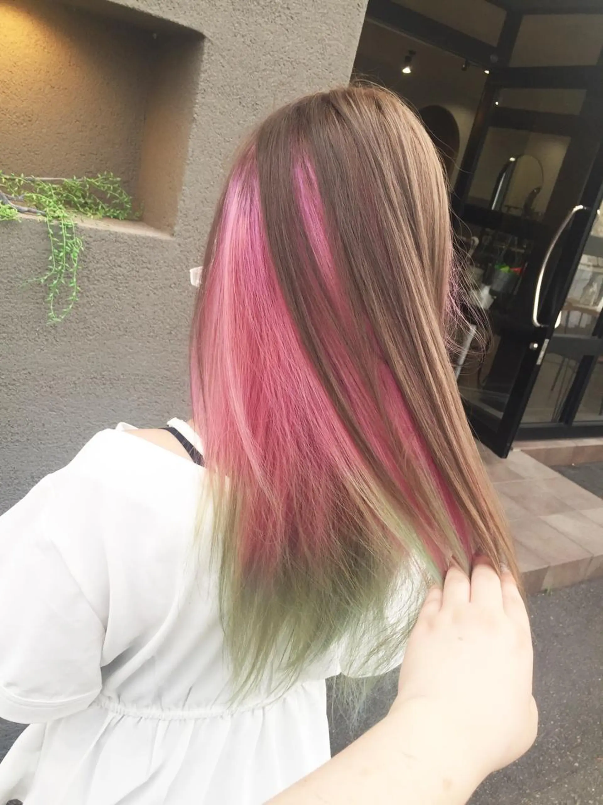 ロング ヘアカラー maco 艶感ハイトーン🦋のヘアスタイル