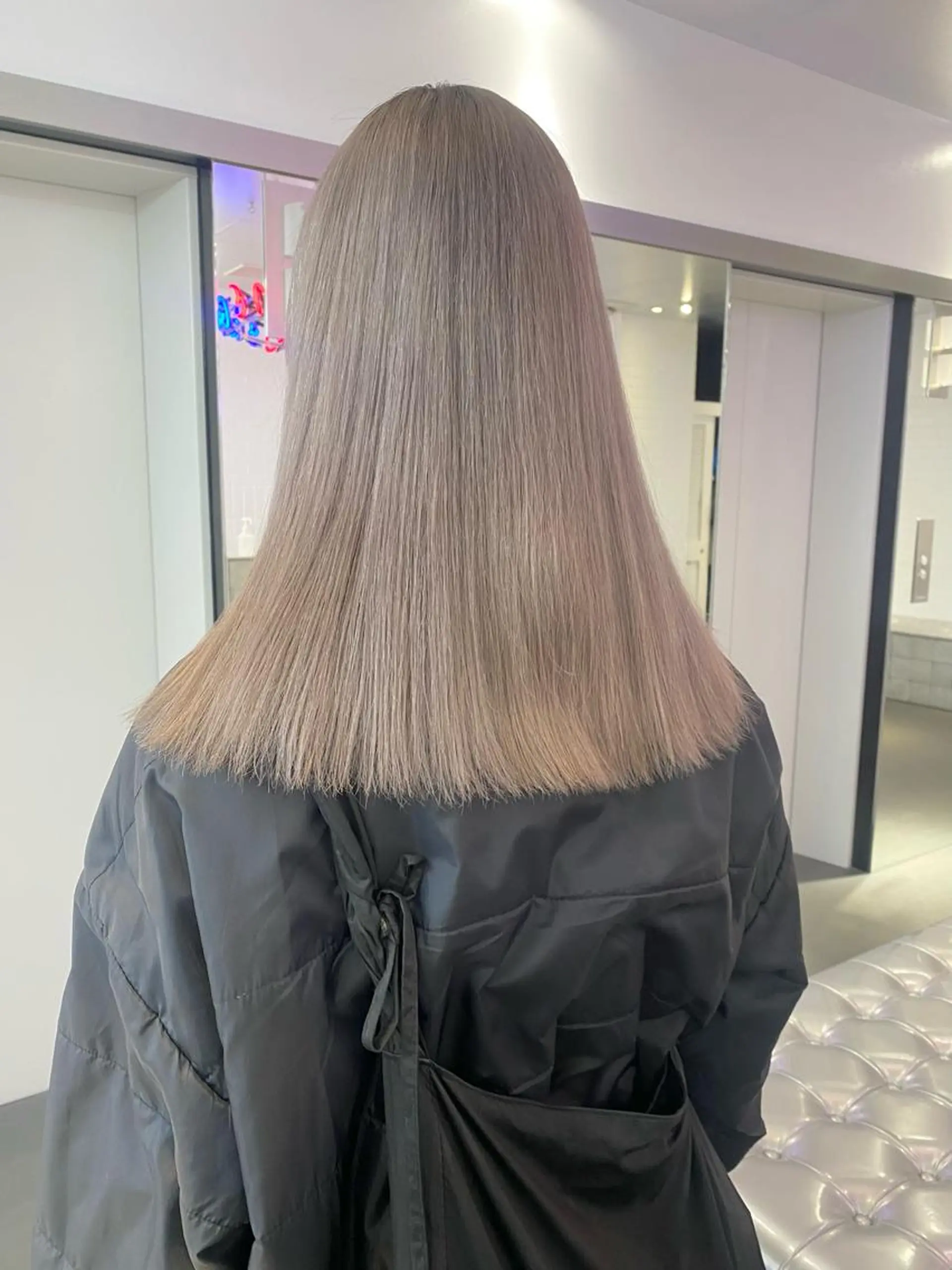 ロング カラー キッズ ベージュカラー ブロンド デザインカラー グレージュ ラベンダーカラー ヘアカラー トリートメント 🎨ハイトーン/ 切りっぱなし みつきのヘアスタイル