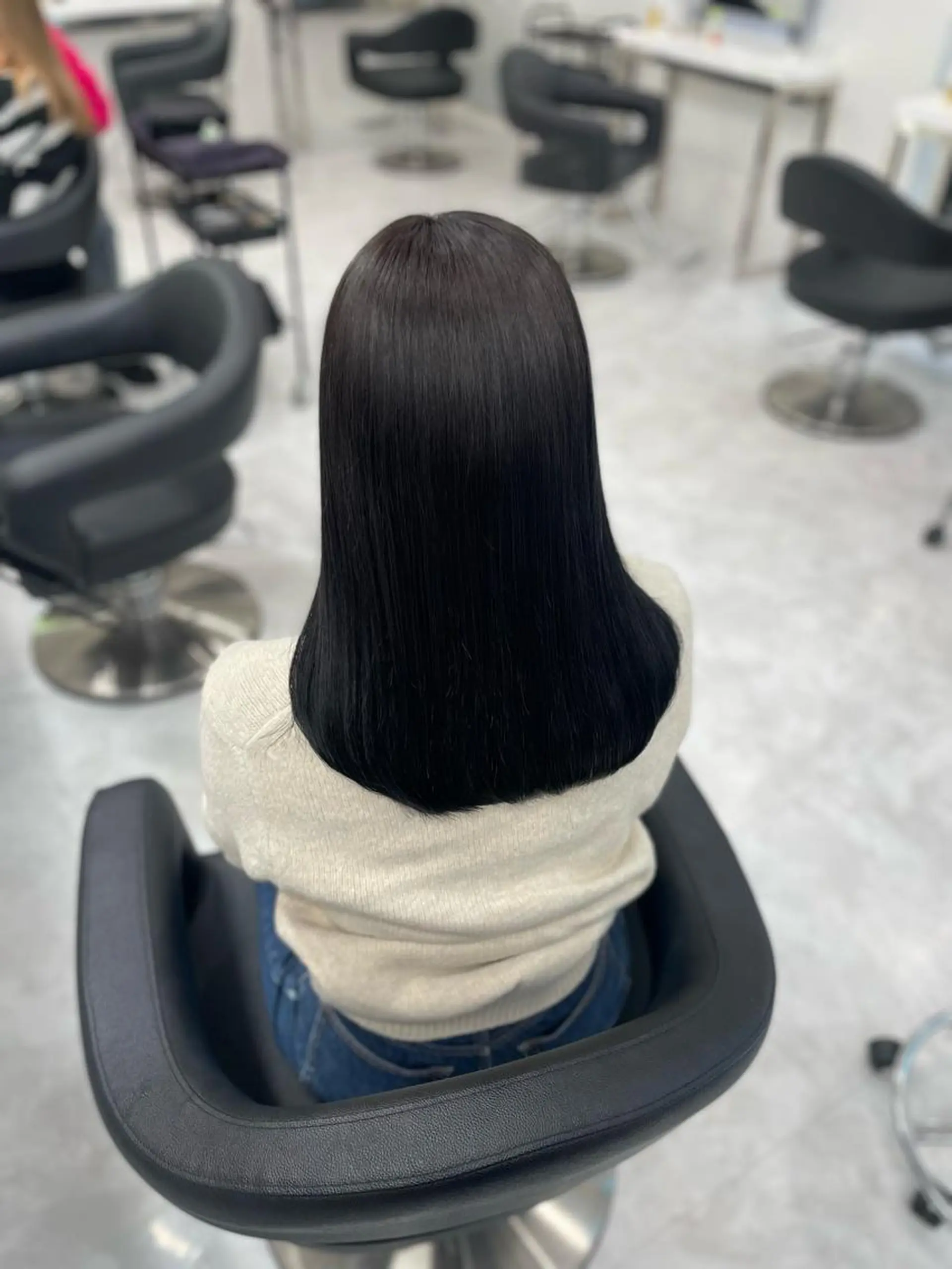 セミロング カラー ヘアアレンジ Ella所属・nana【艶髪】/ レイヤー/縮毛矯正のヘアスタイル