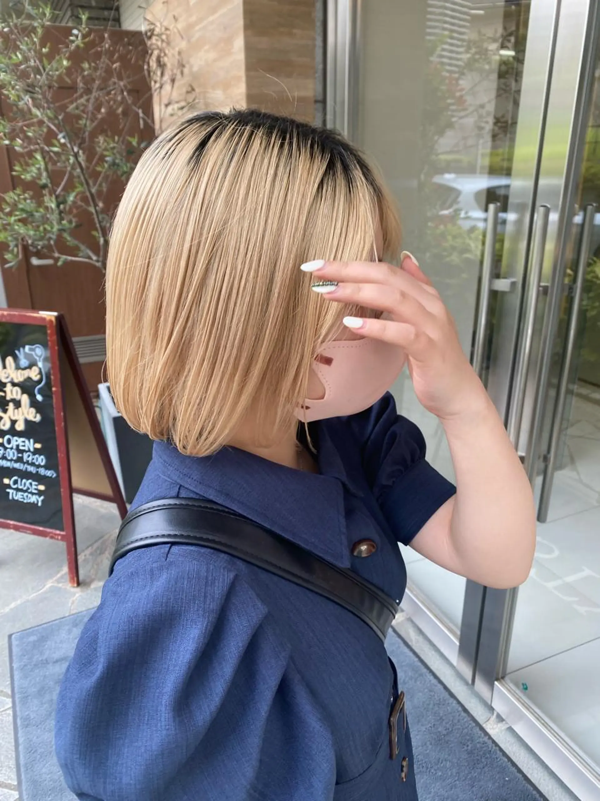 ミディアム トリートメント Iris by artina 武蔵小杉店【イリス バイ アルティナ】所属・🎼レイヤー/顔周り カット/nene♬のヘアスタイル