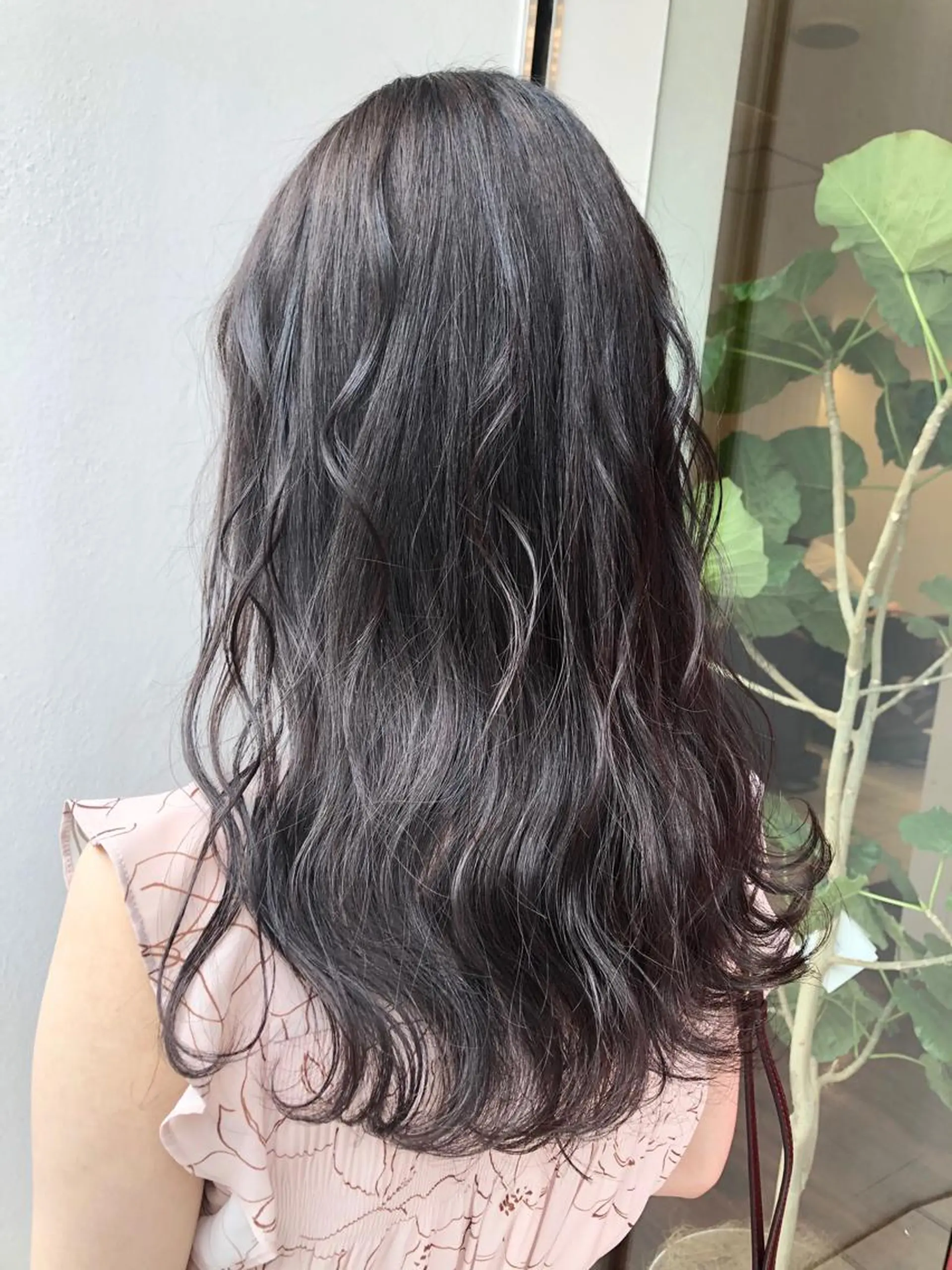 ロング カラー アッシュ ブリーチ ブリーチなしカラー 大阪長居🌱野見山 卓也のヘアスタイル