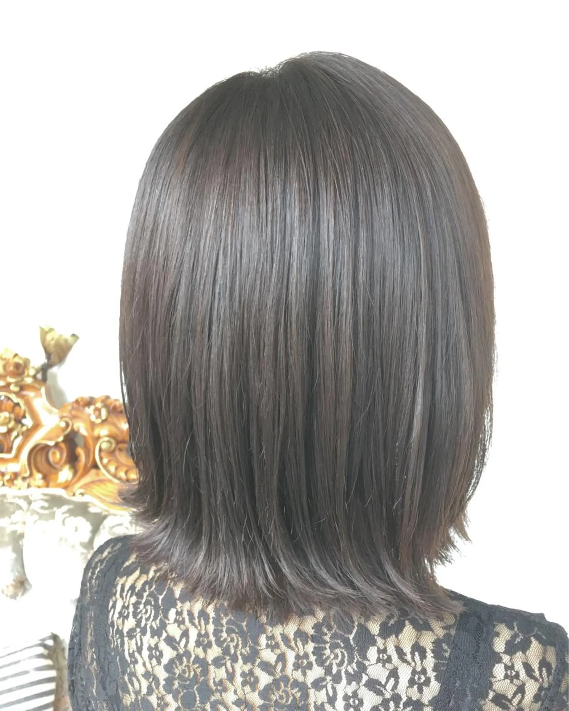 ショート カラー パーマ ヘアアレンジ グレージュ 外ハネヘア エグチ アキラのヘアスタイル