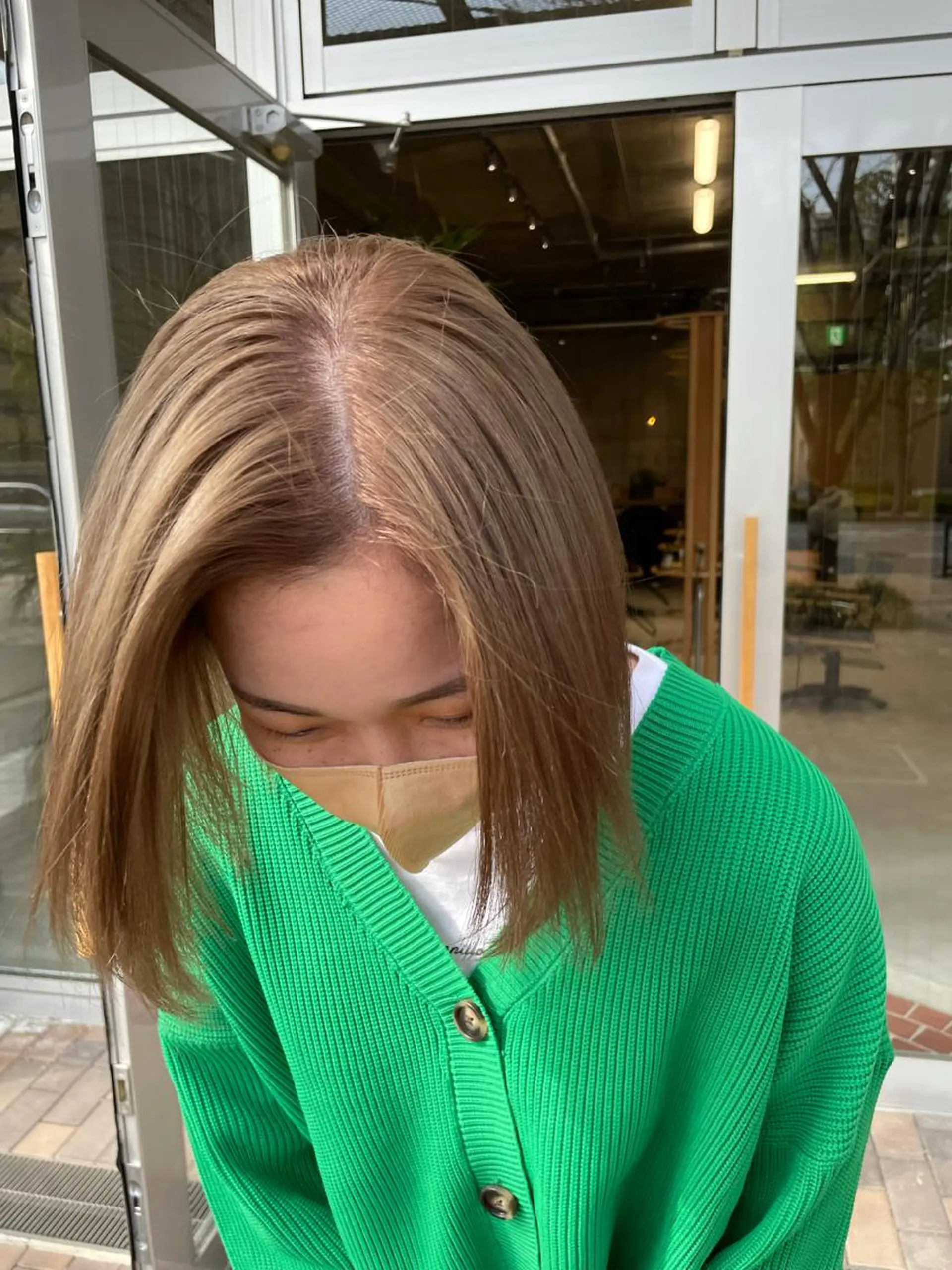 カラー wewe: momoeのヘアスタイル