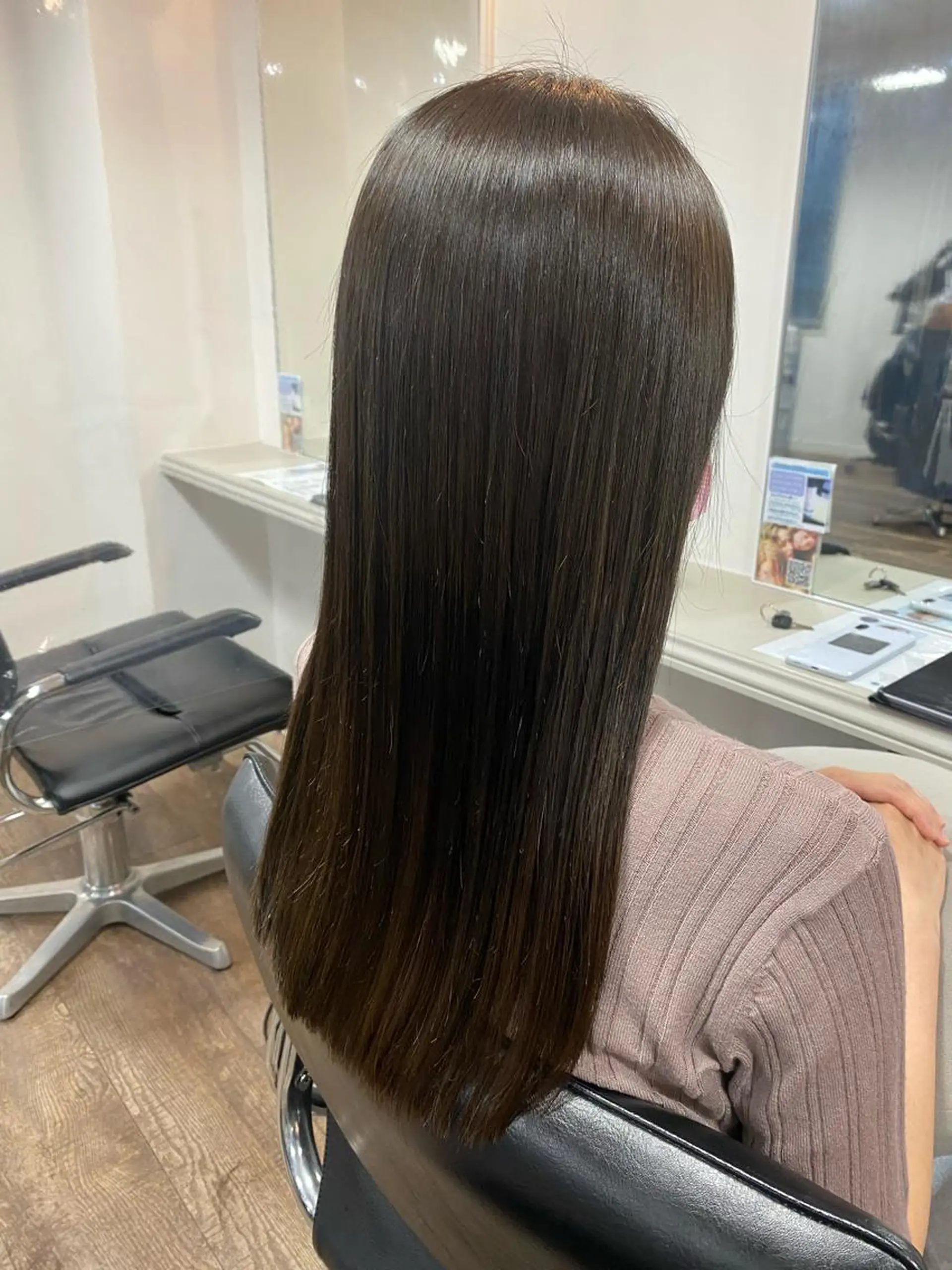 ロング カラー カット ヘアカラー 縮毛矯正 トリートメント 梅田ハイトーン チダ ヒナノのヘアスタイル