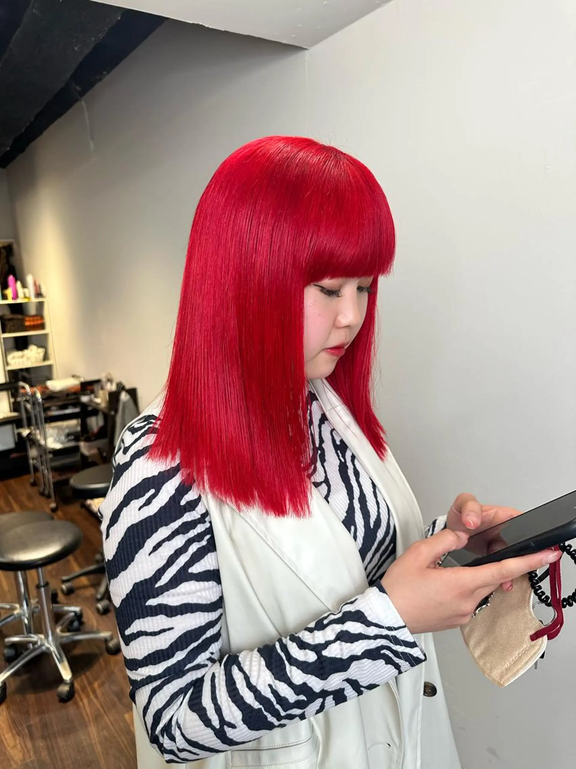 セミロング カラー アディクシーカラー ブリーチ ケアブリーチ デザインカラー ハイトーンカラー カット ヘアカラー トリートメント ワンホンヘア ケラチン/Kaitoのヘアスタイル