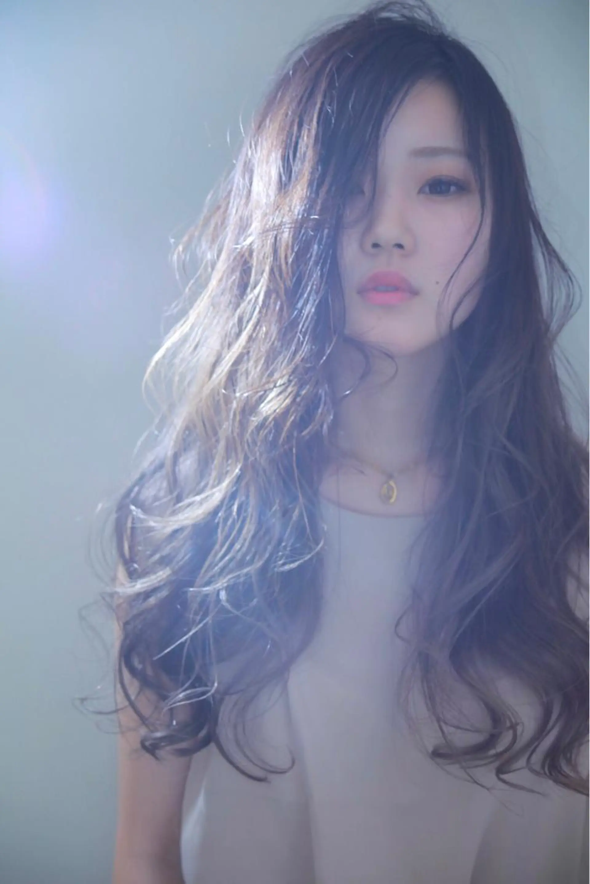 ロング ヘアカラー 伊藤 裕貴のヘアスタイル