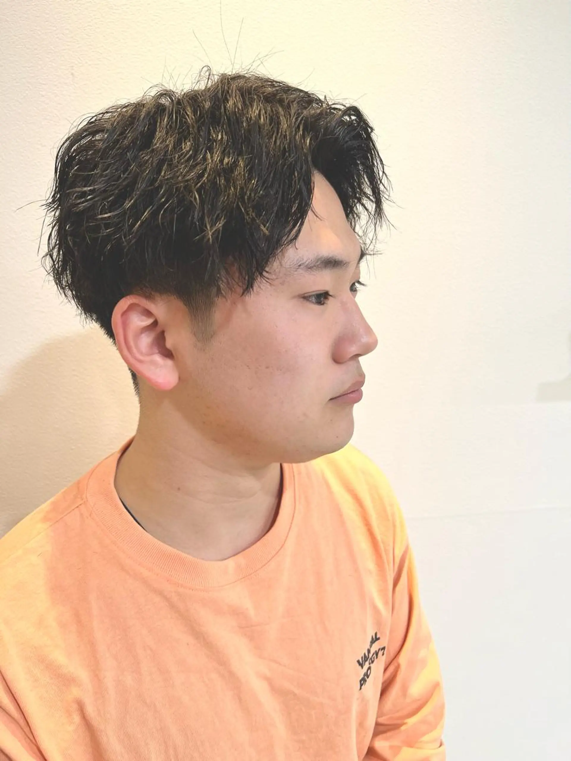 パーマ メンズ 心斎橋バレイヤージュ 小林勝貴のヘアスタイル