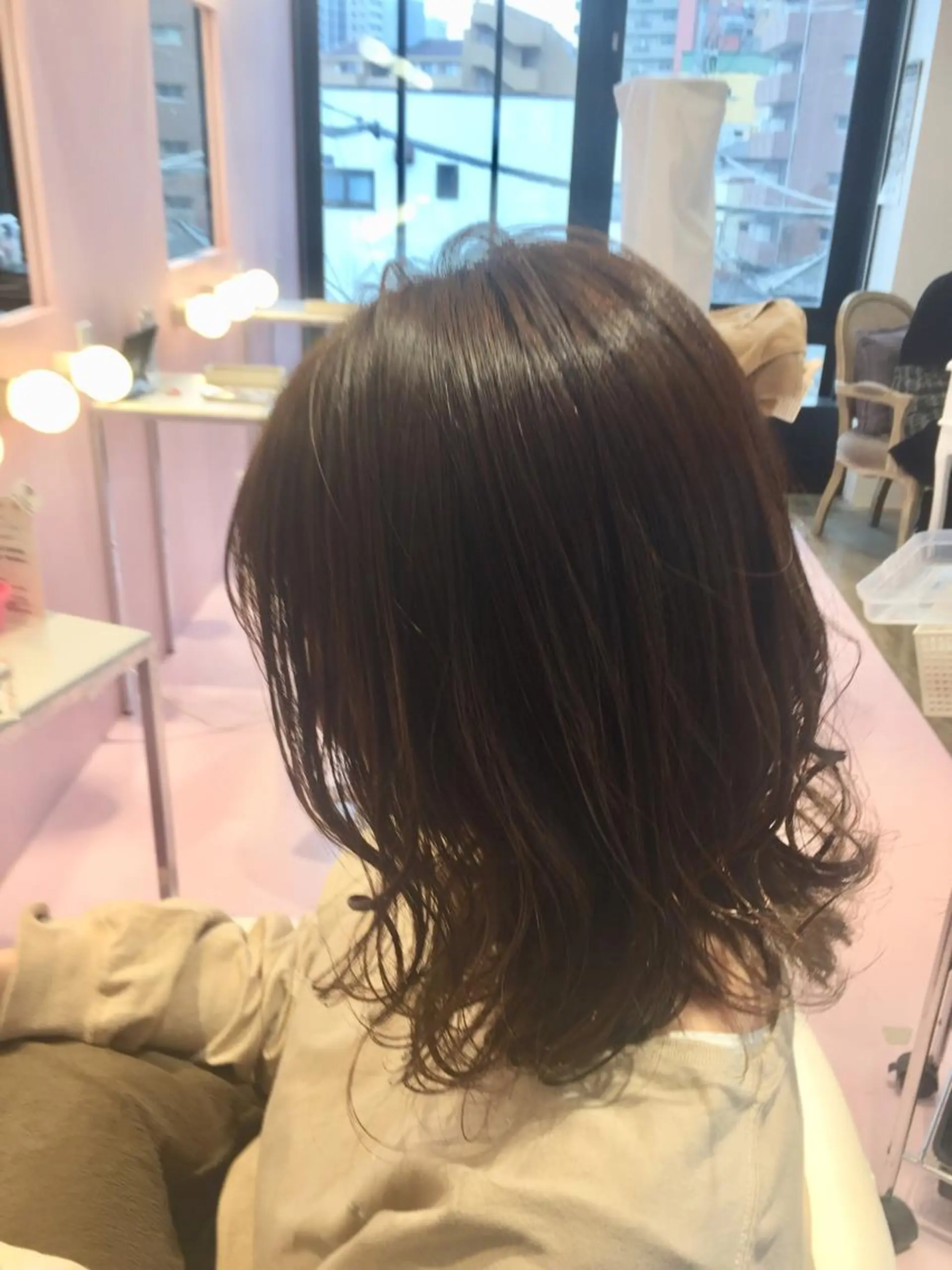 ミディアム カット ヘアカラー トリートメント 所渉/韓国レイヤー /ウルフカットのヘアスタイル